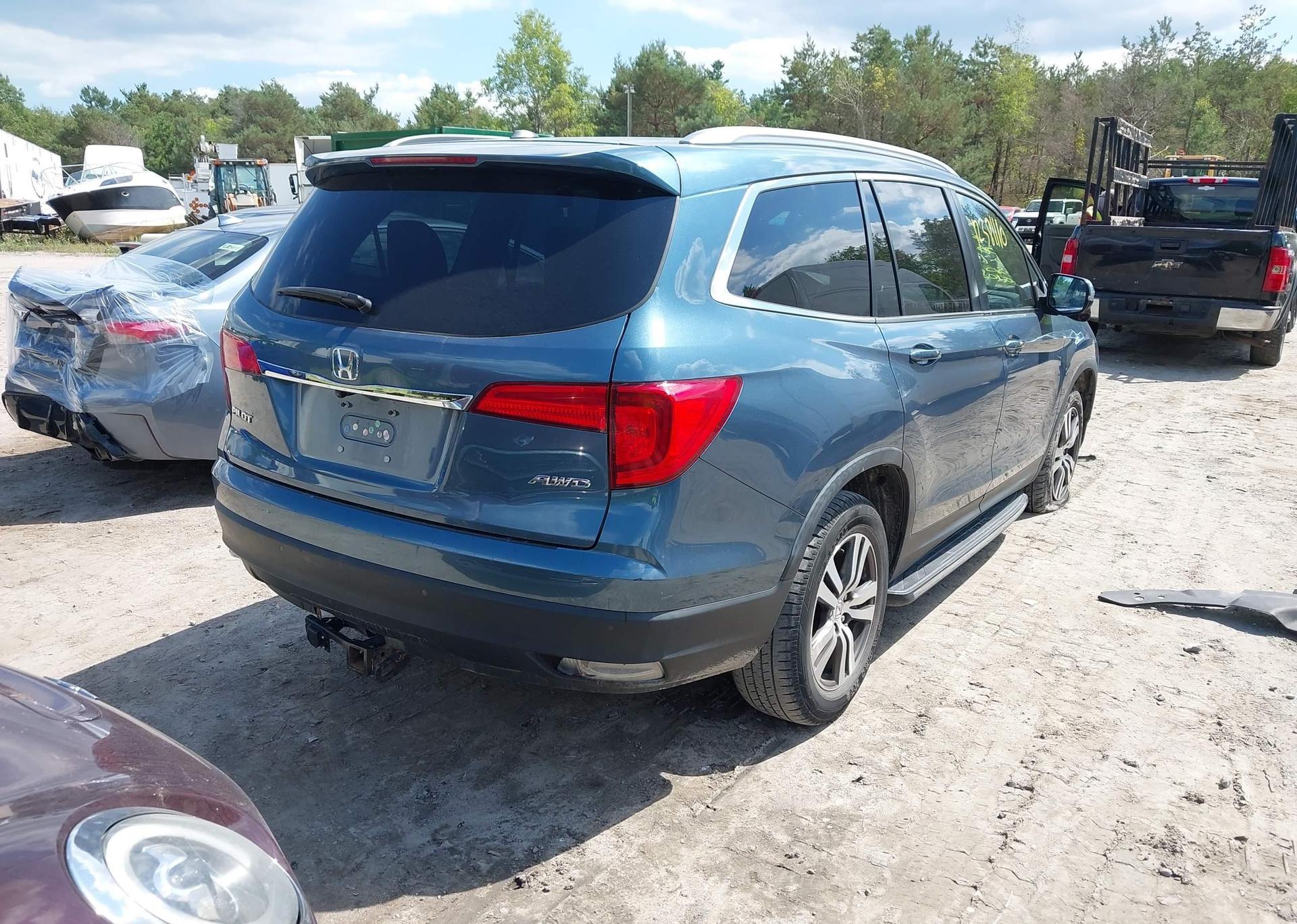 2016 HONDA PILOT EXLN