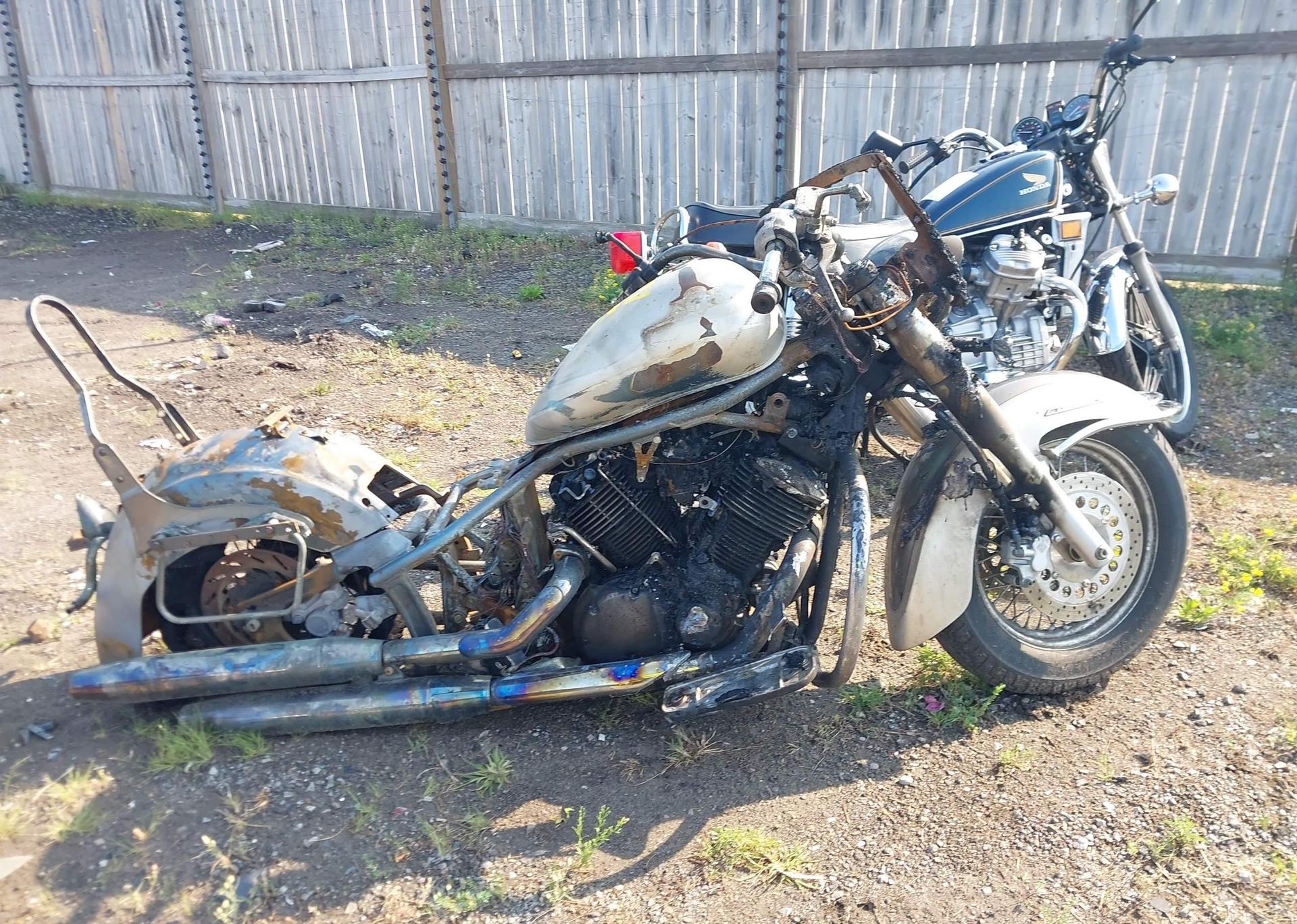 2002 YAMAHA VP11 N