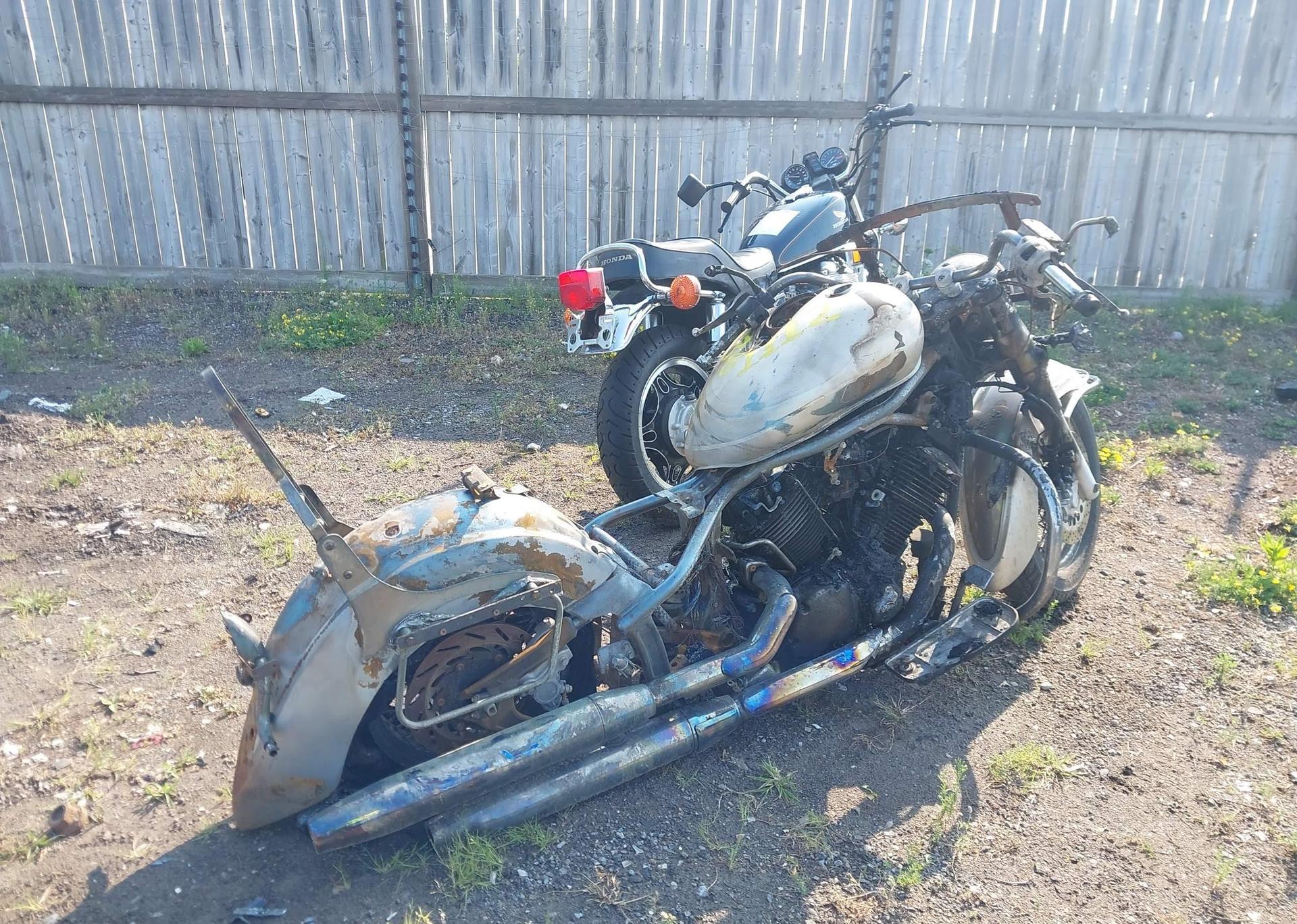 2002 YAMAHA VP11 N