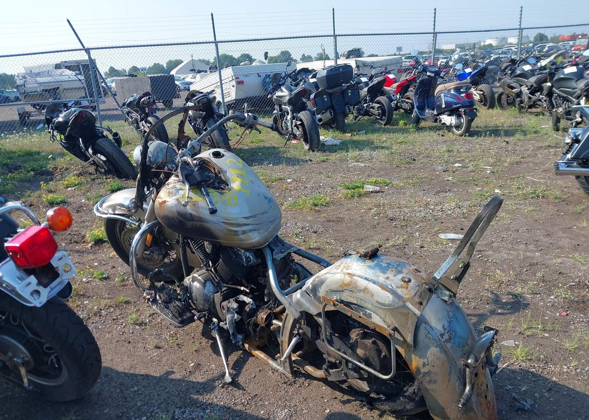 2002 YAMAHA VP11 N