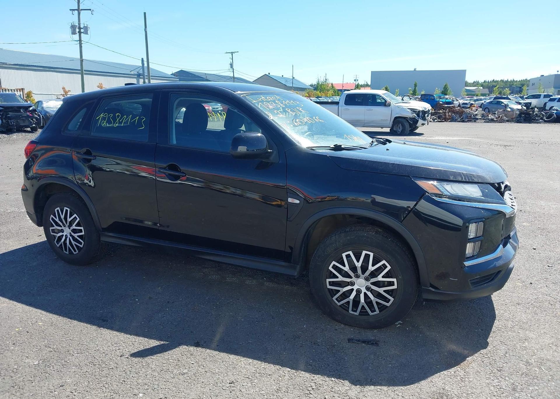 2022 MITSUBISHI RVR ES