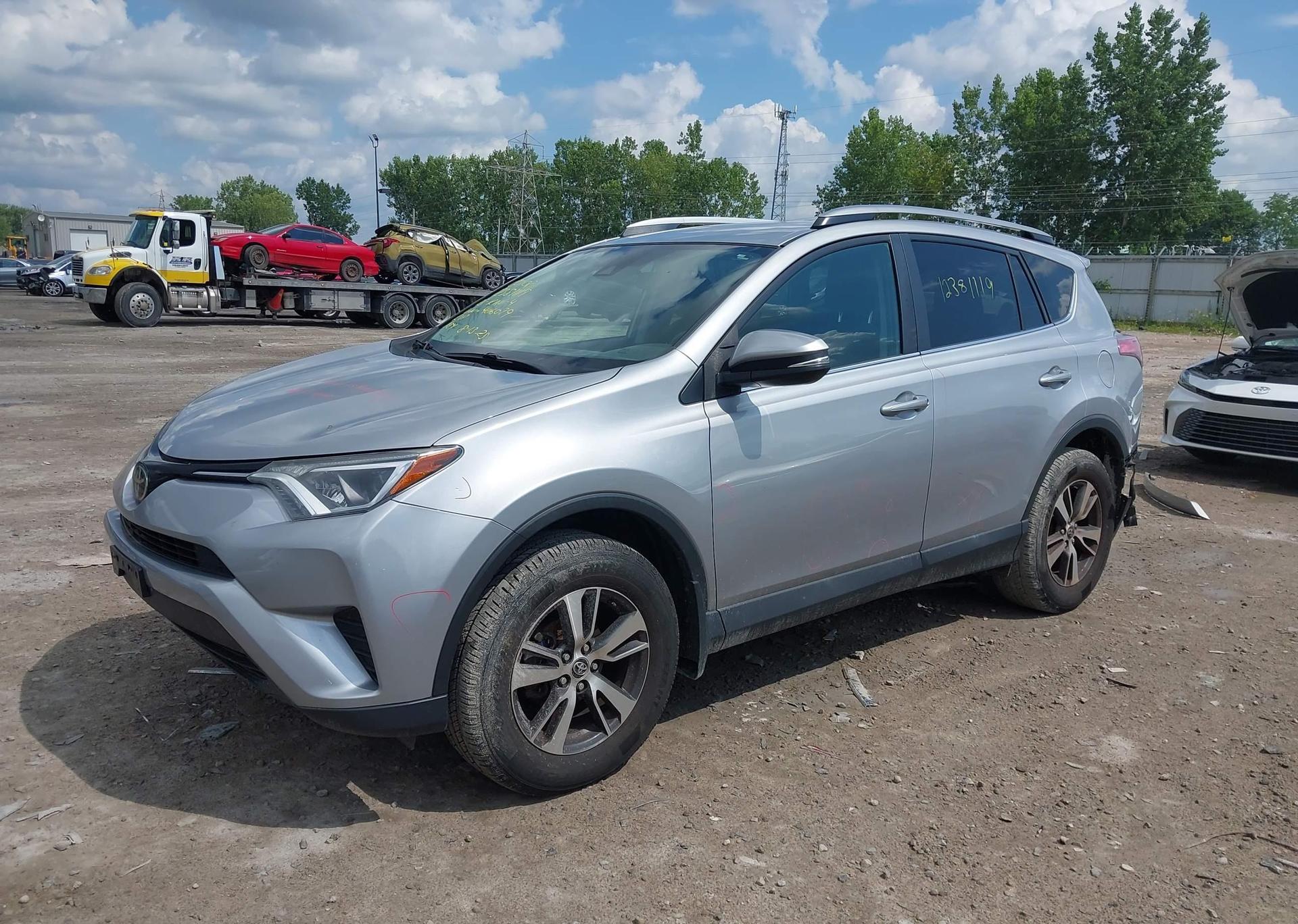 2018 TOYOTA RAV4 LE