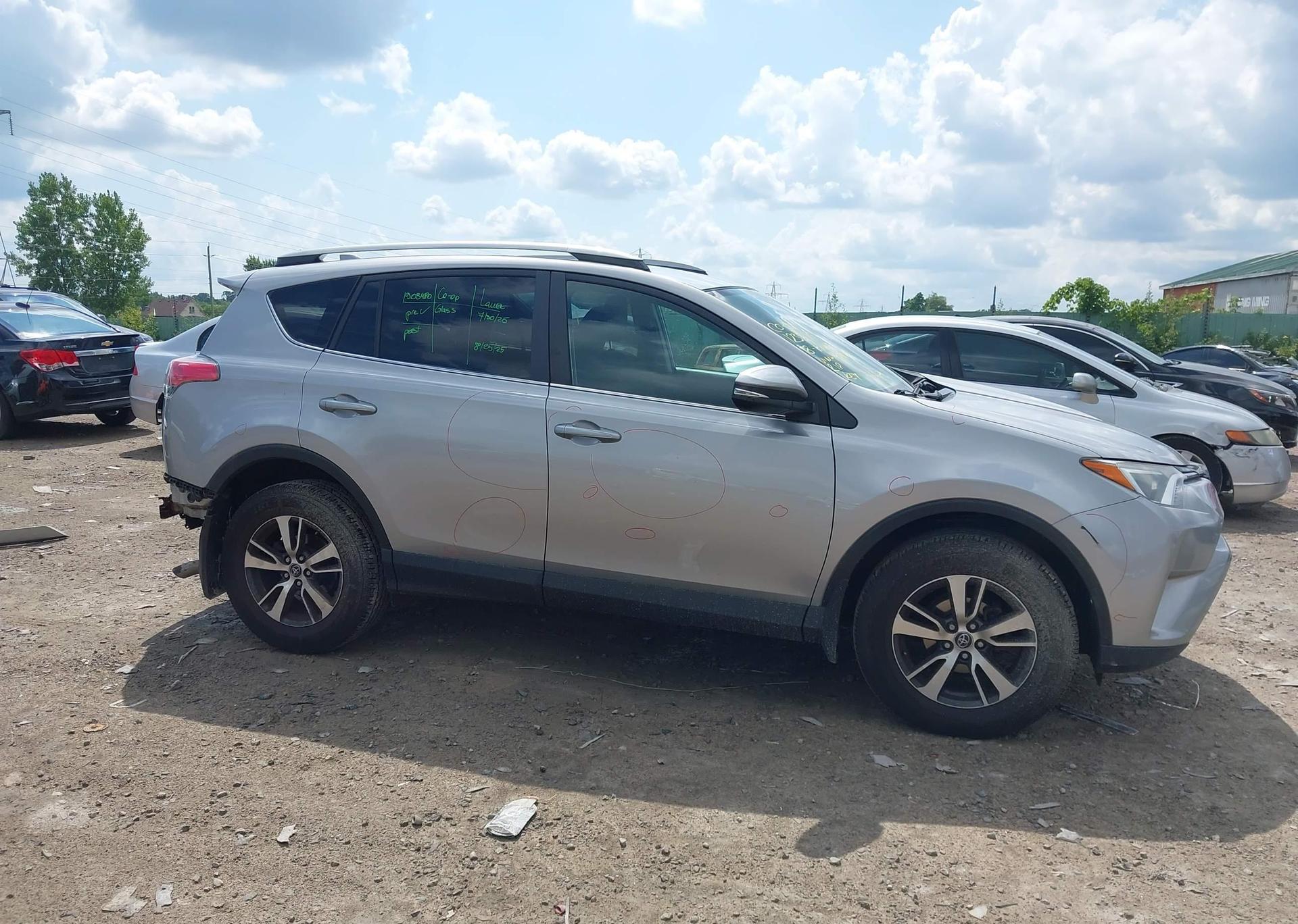 2018 TOYOTA RAV4 LE