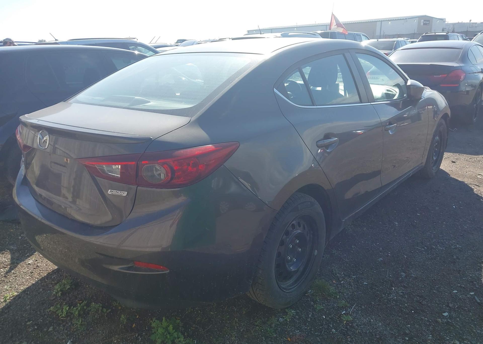 2014 MAZDA MAZDA3 GS-SKY