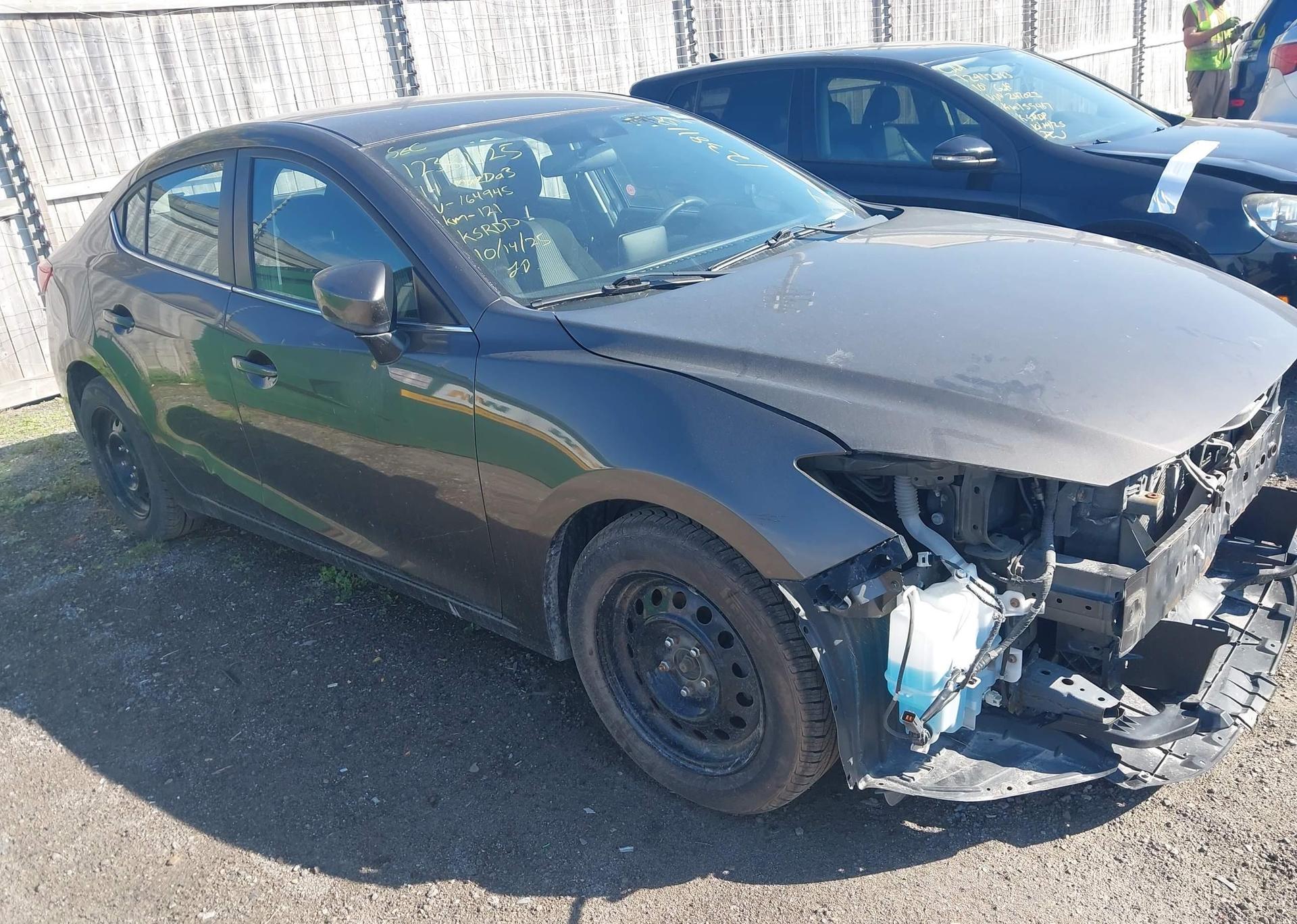2014 MAZDA MAZDA3 GS-SKY