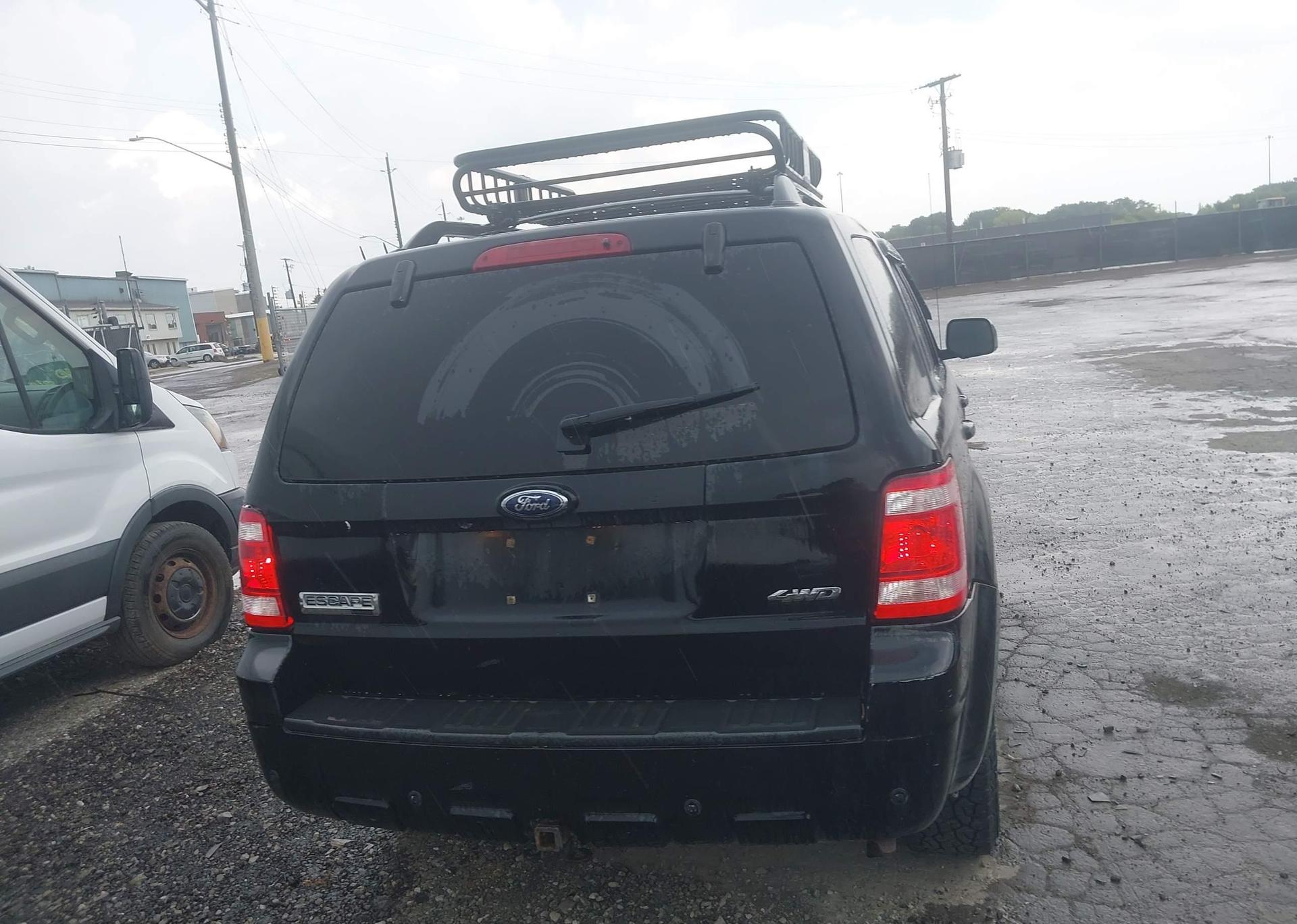 2009 FORD ESCAPE LIMITED