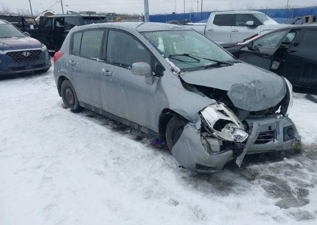 2011 NISSAN VERSA