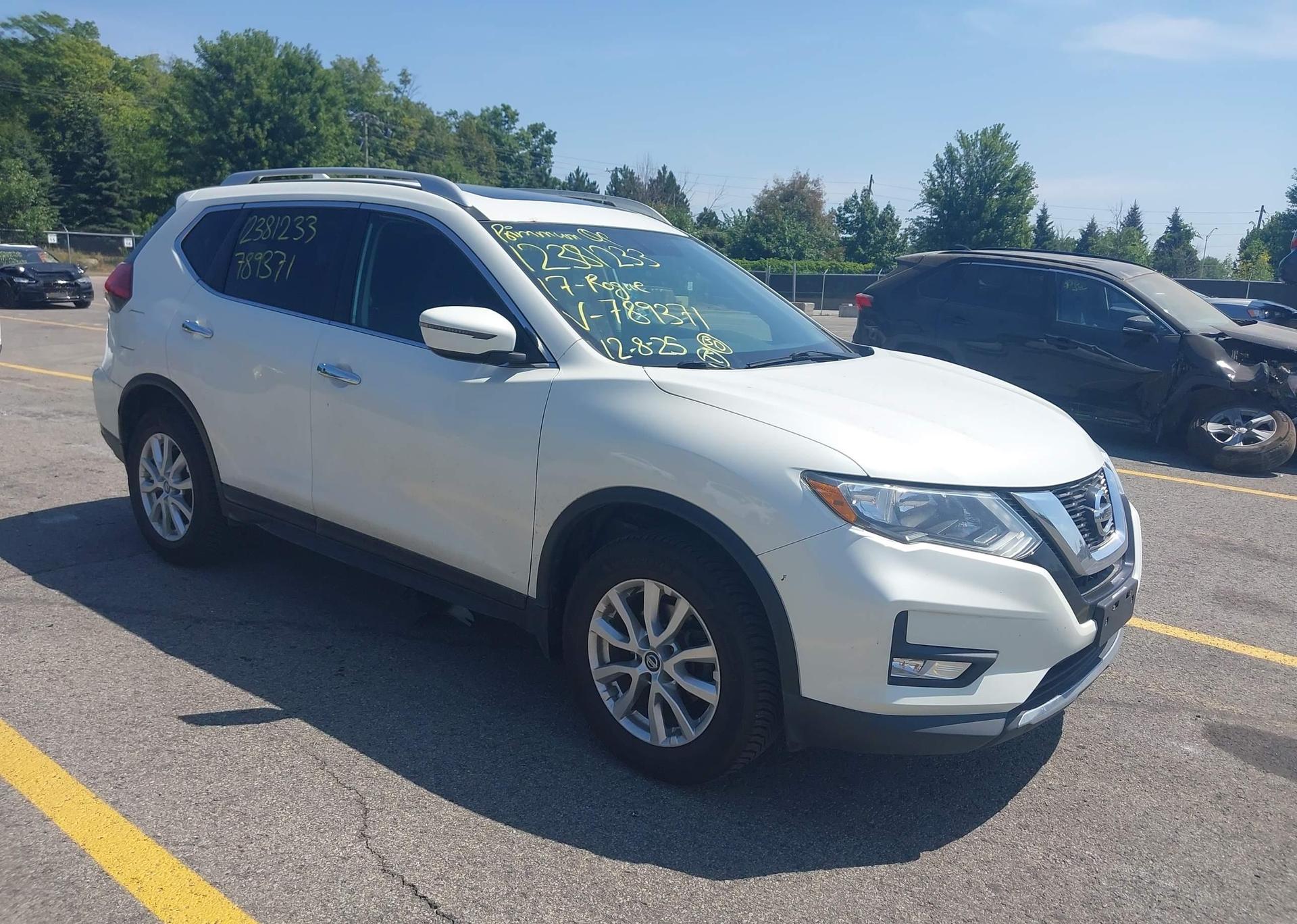 2017 NISSAN ROGUE S