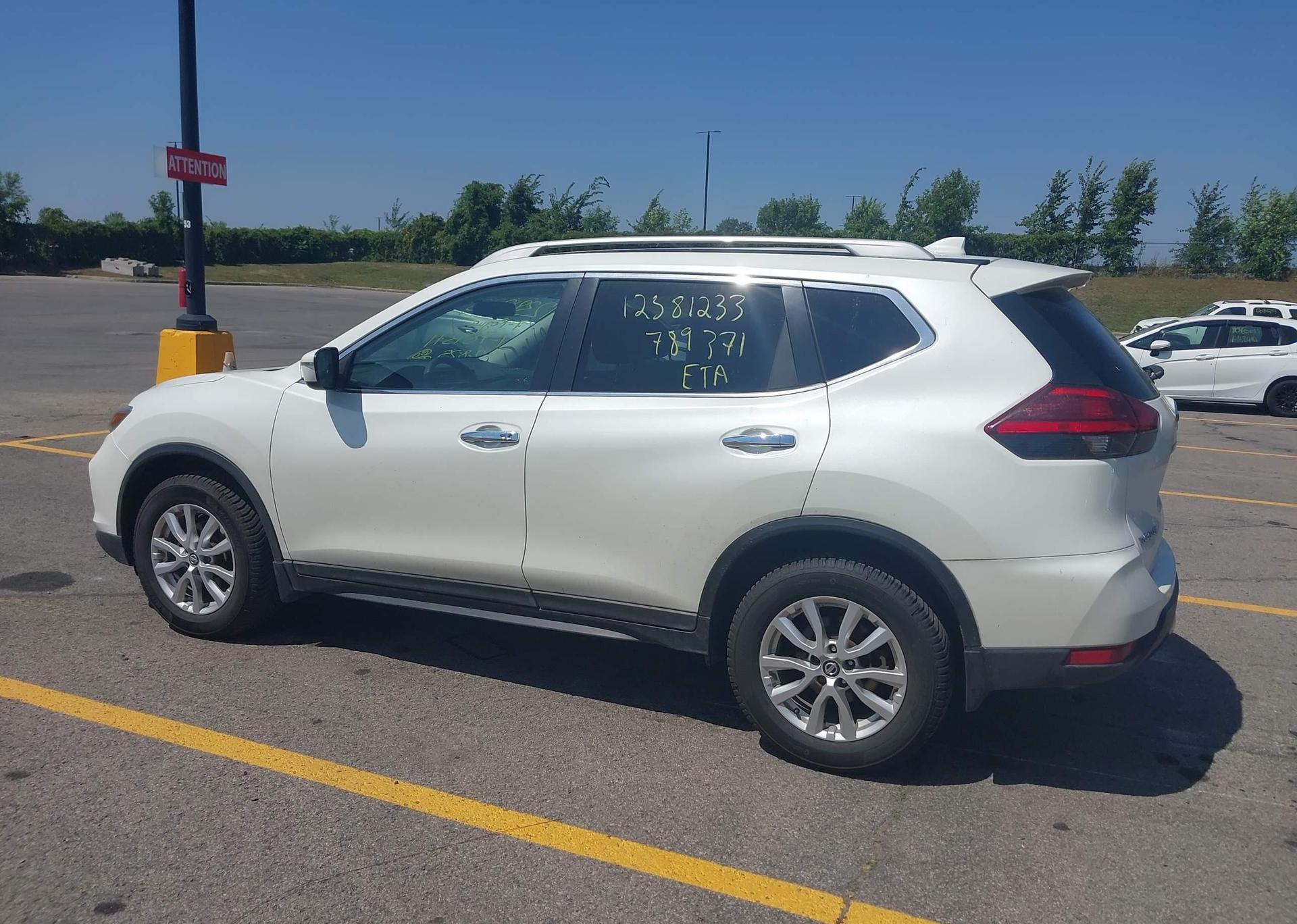 2017 NISSAN ROGUE S