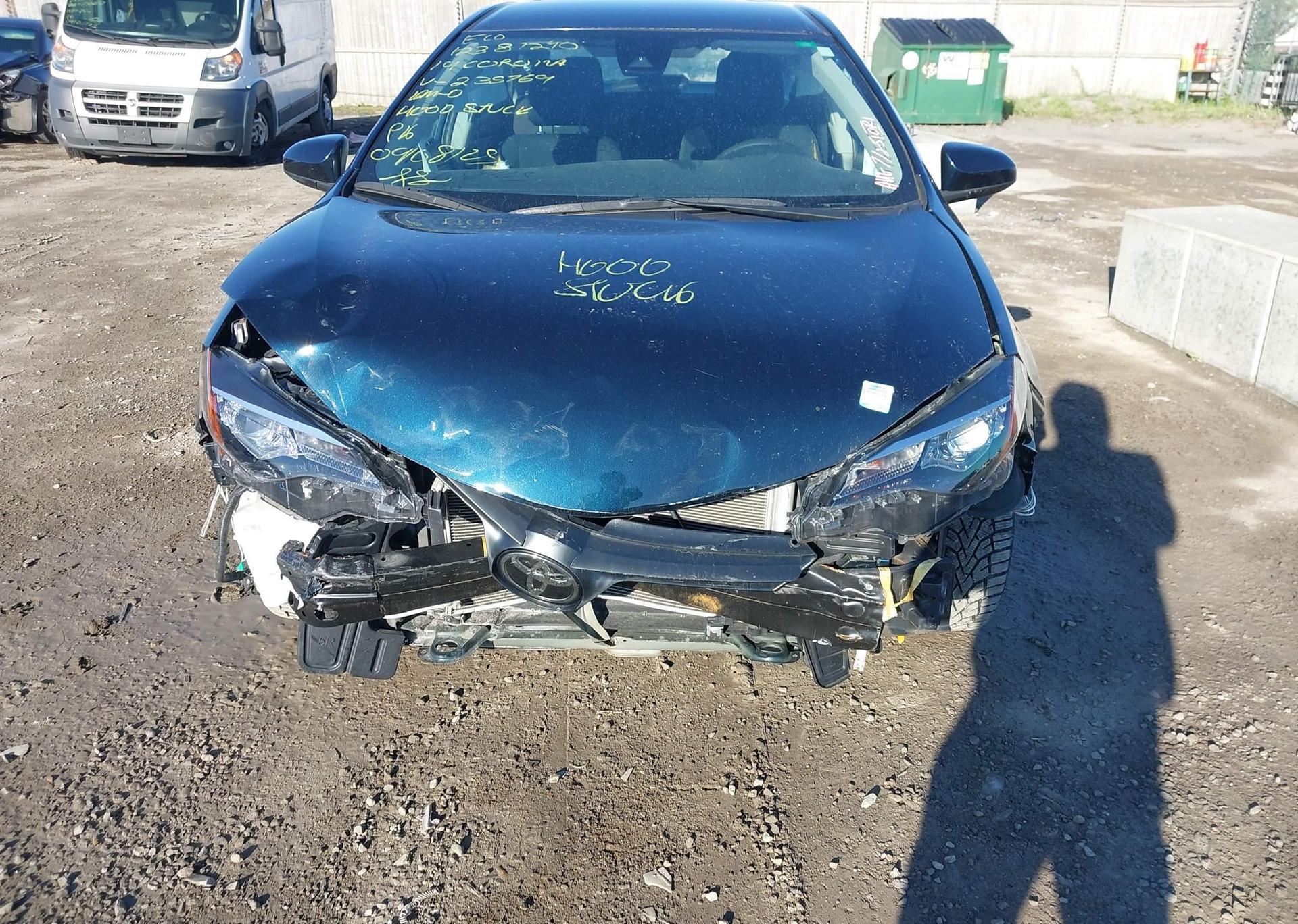2019 TOYOTA COROLLA LE