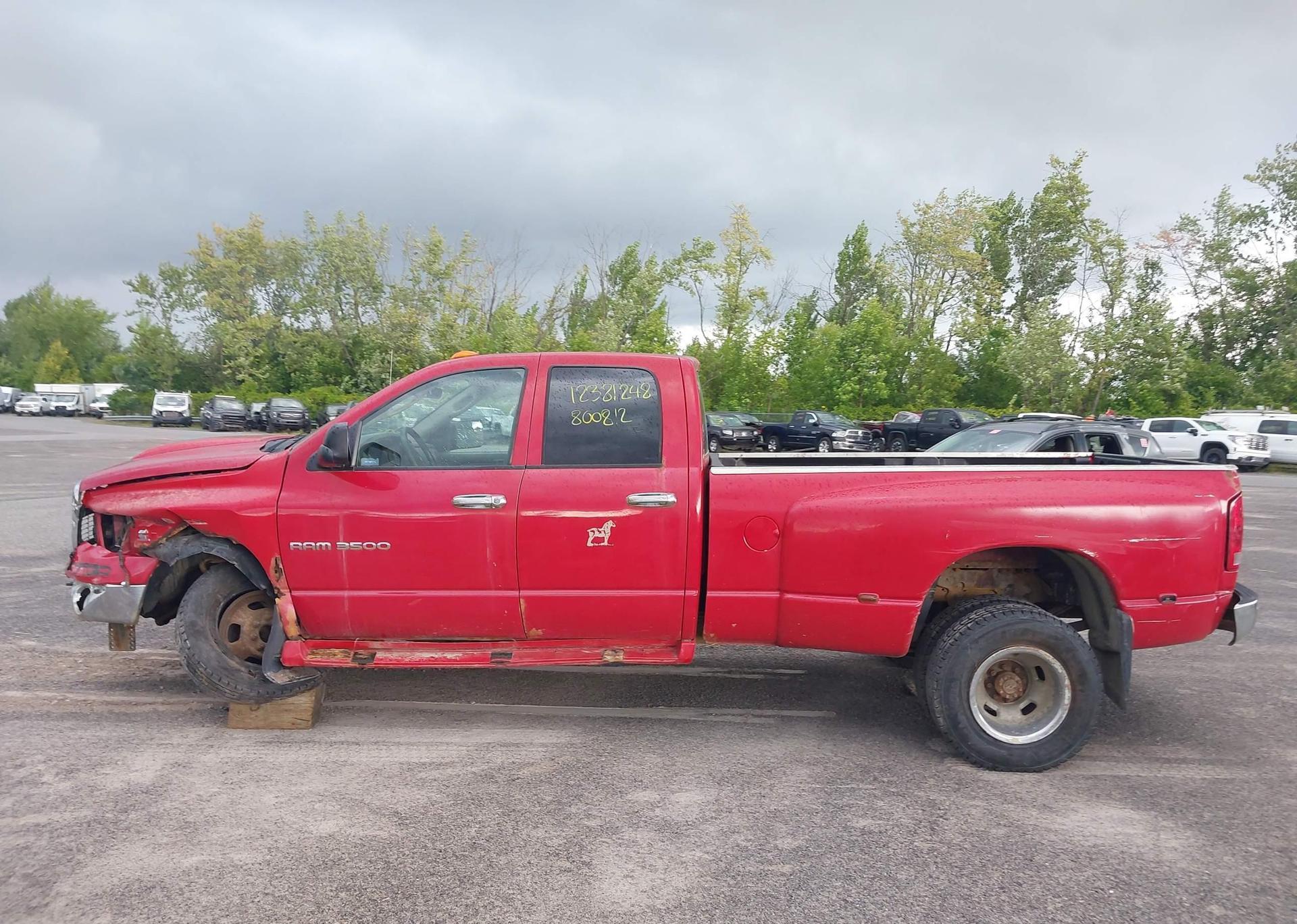 2005 DODGE RAM 3500 ST