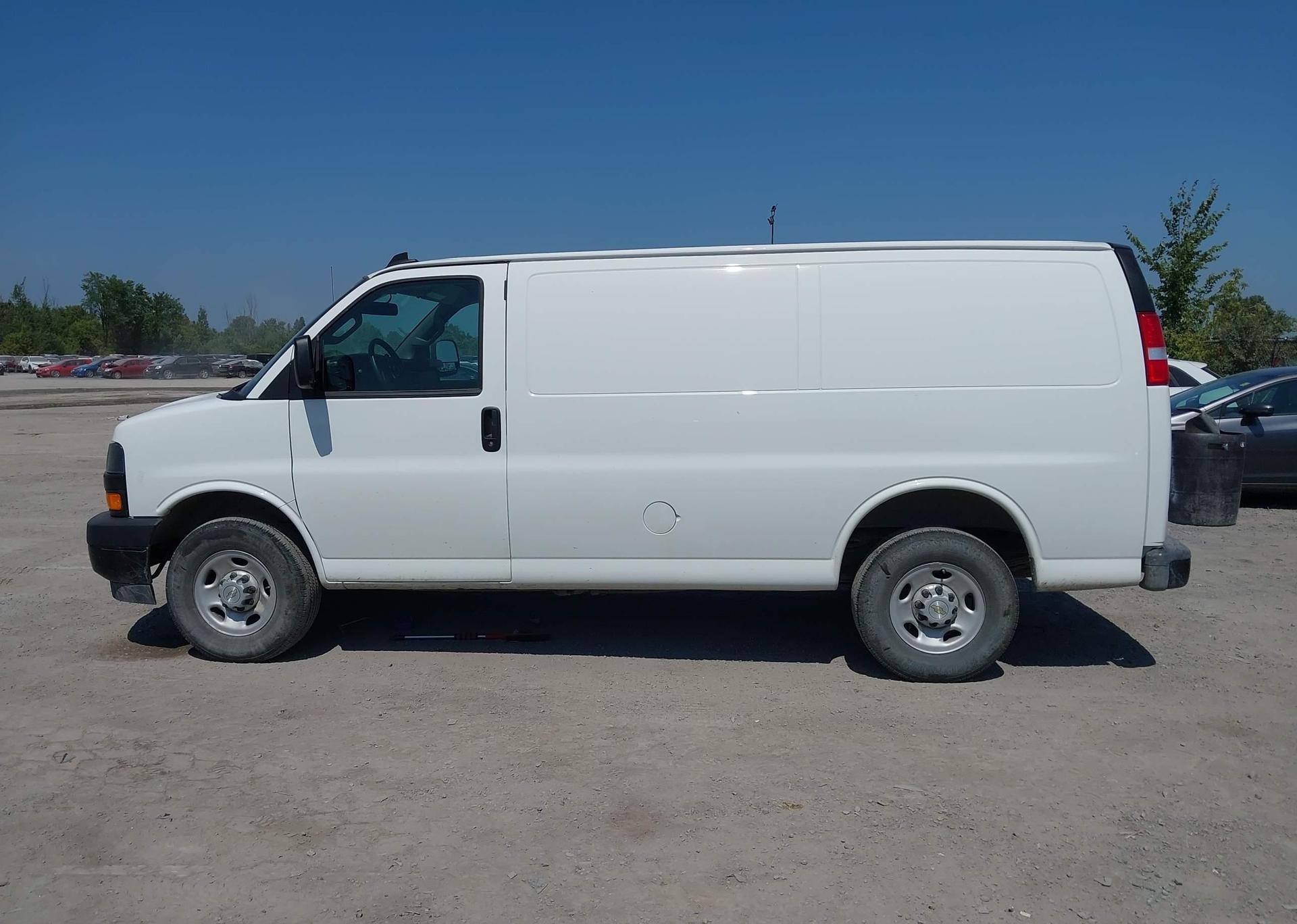 2024 CHEVROLET EXPRESS G2500