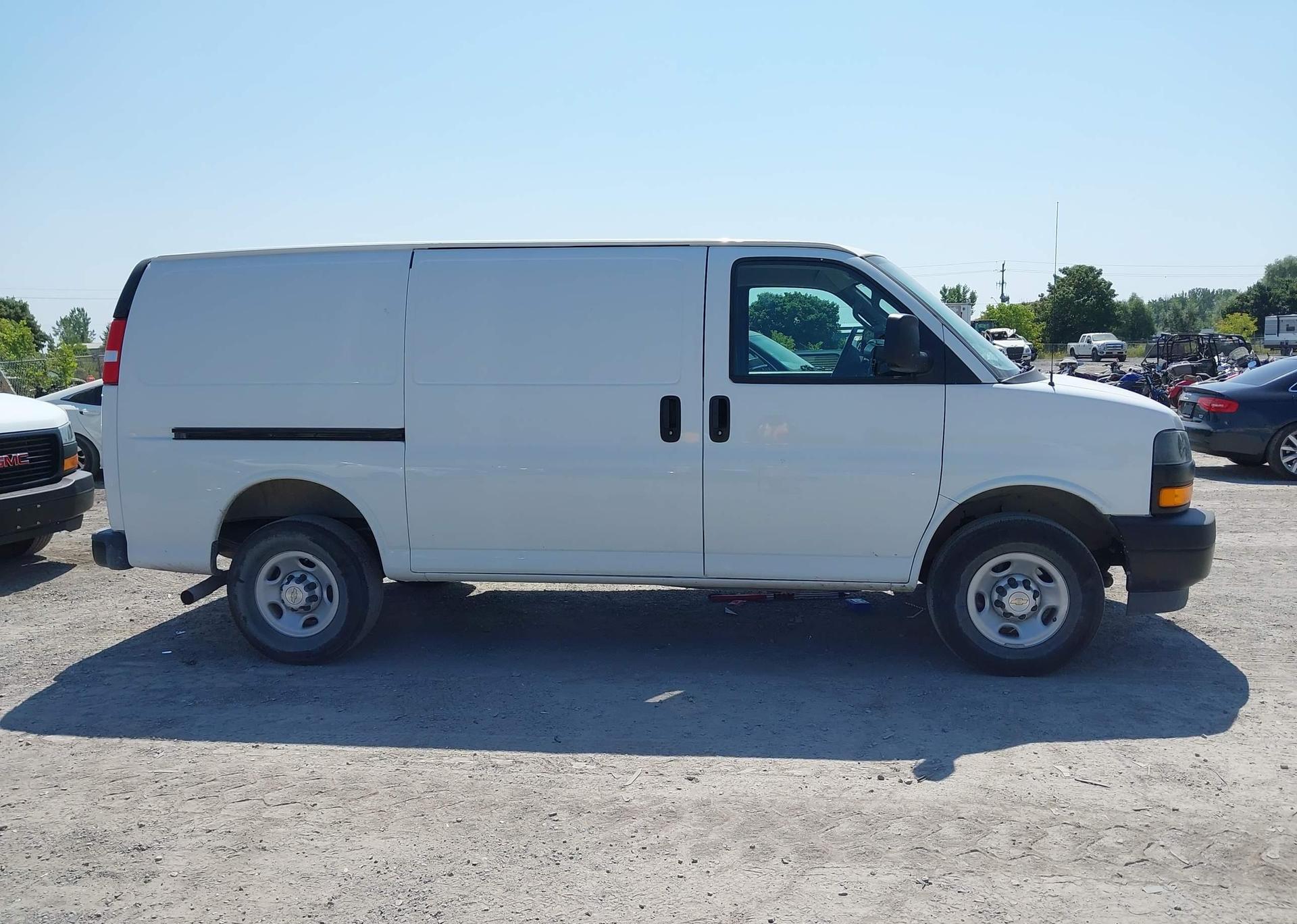 2024 CHEVROLET EXPRESS G2500