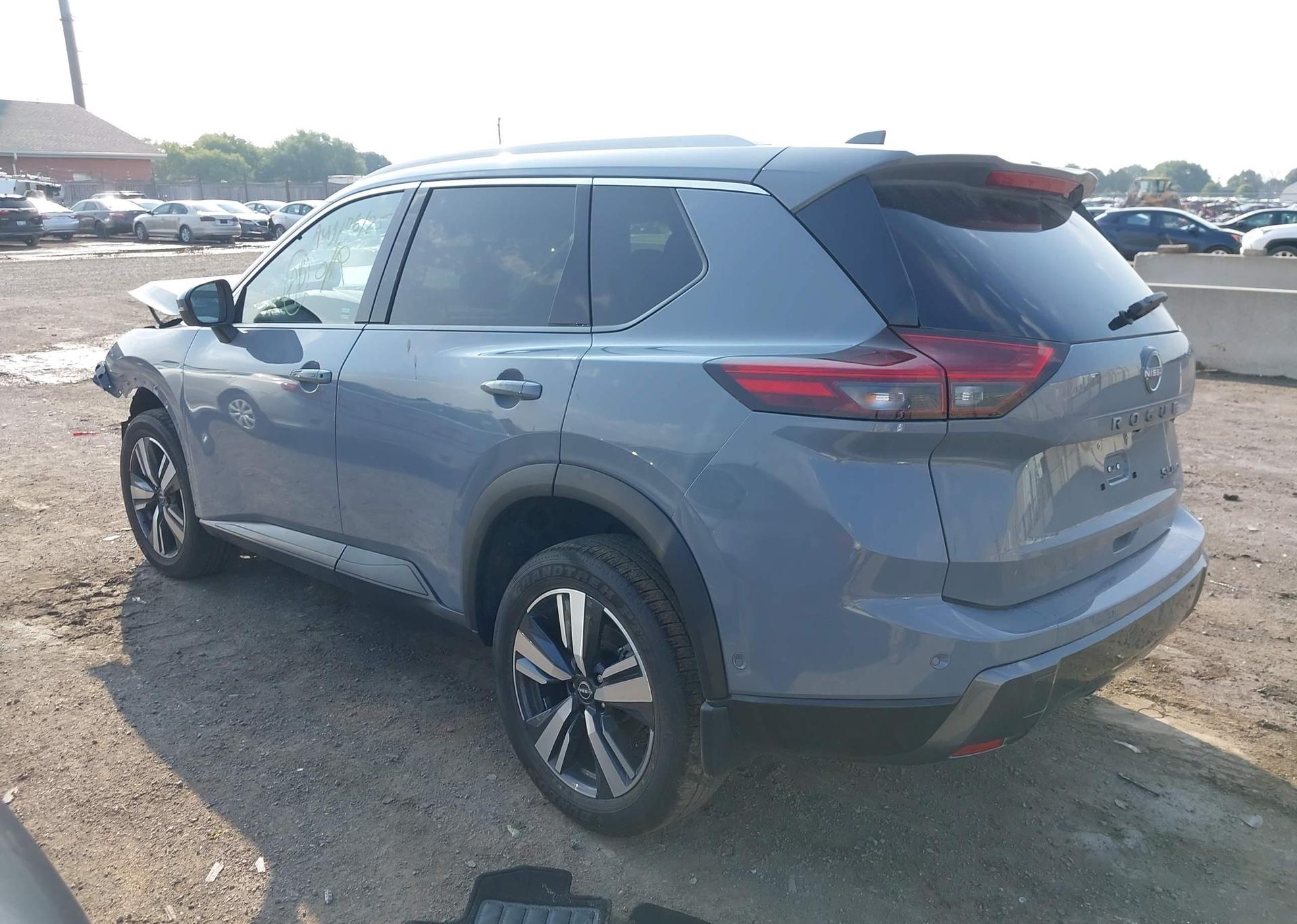2025 NISSAN ROGUE