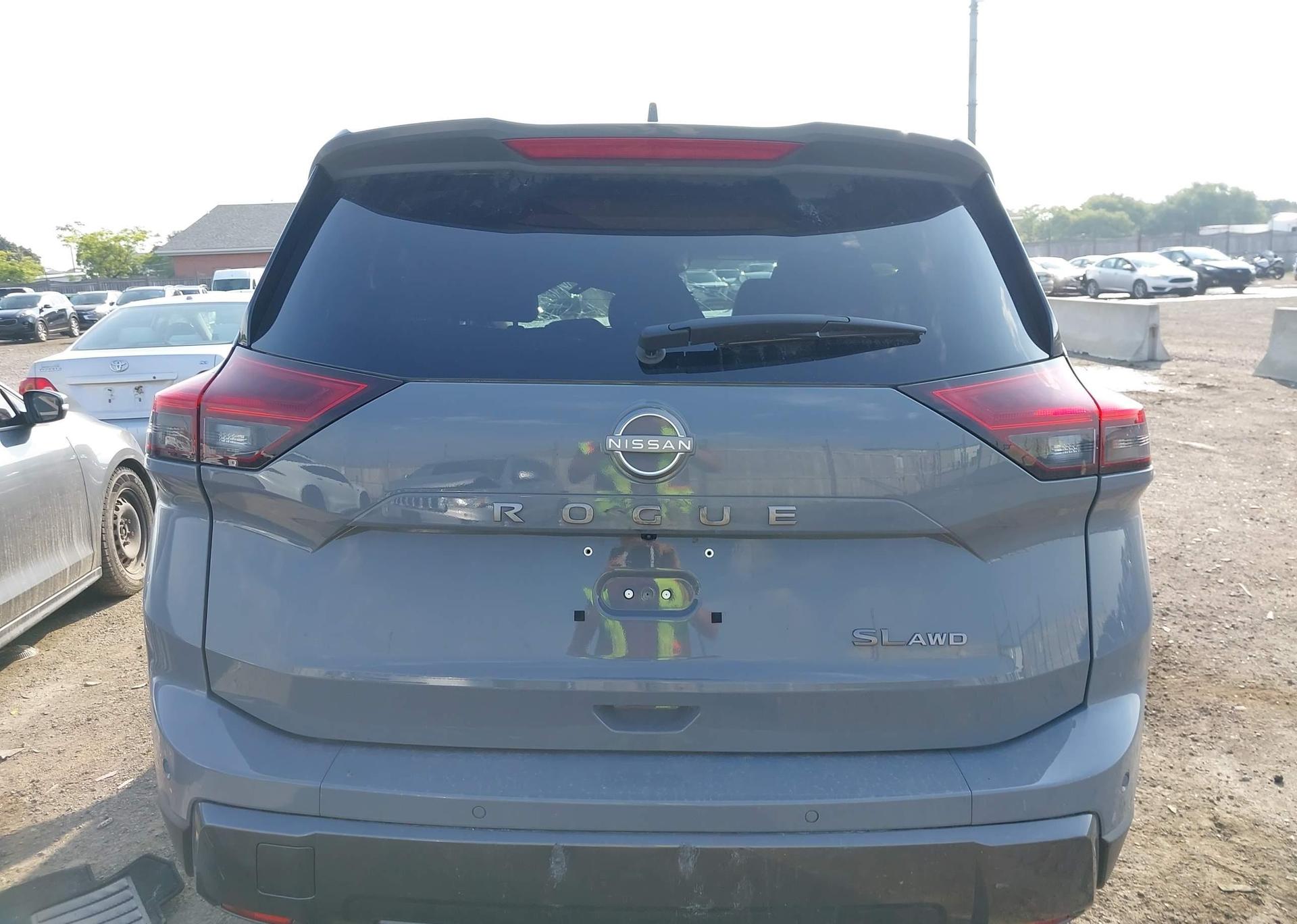 2025 NISSAN ROGUE
