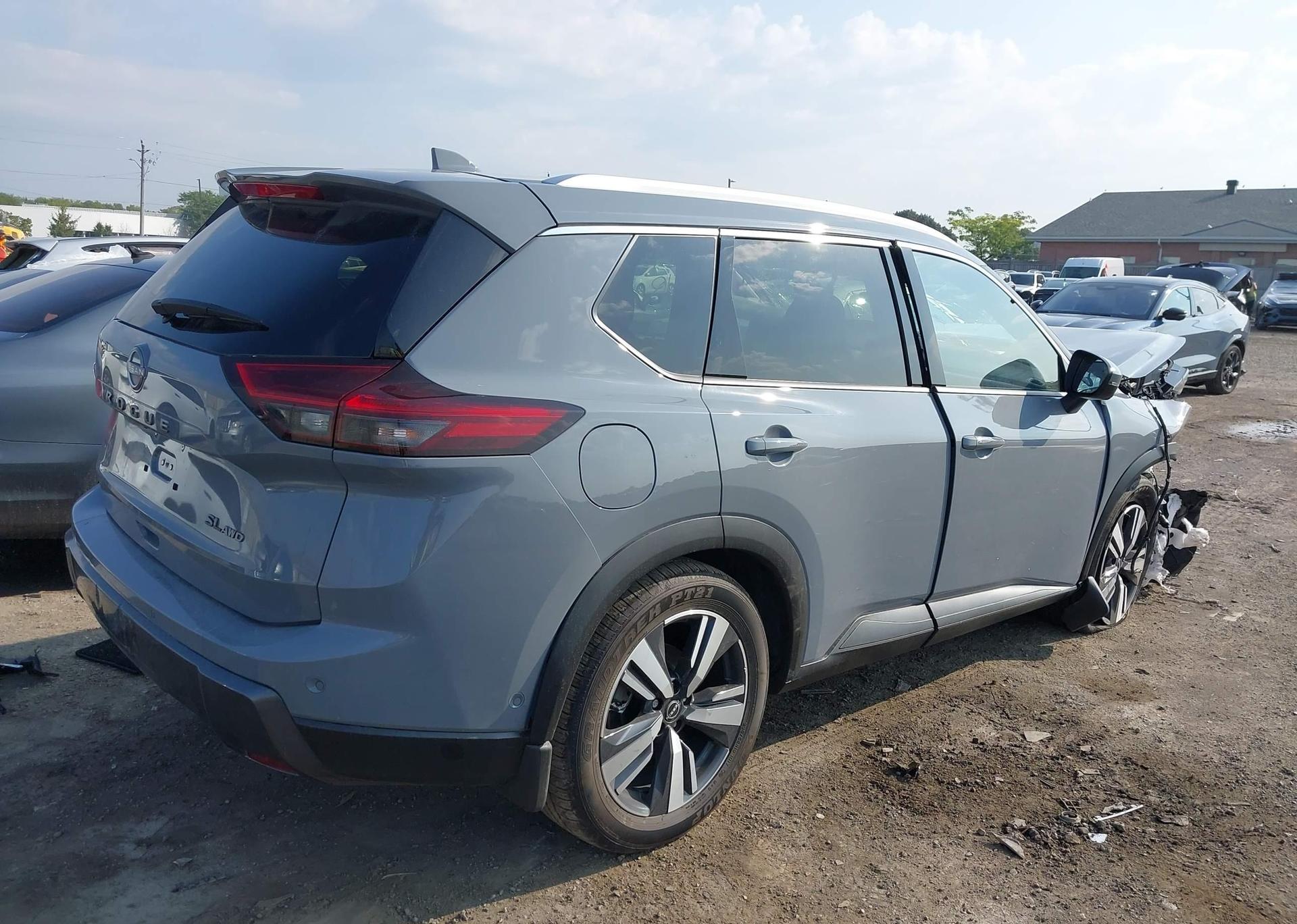 2025 NISSAN ROGUE