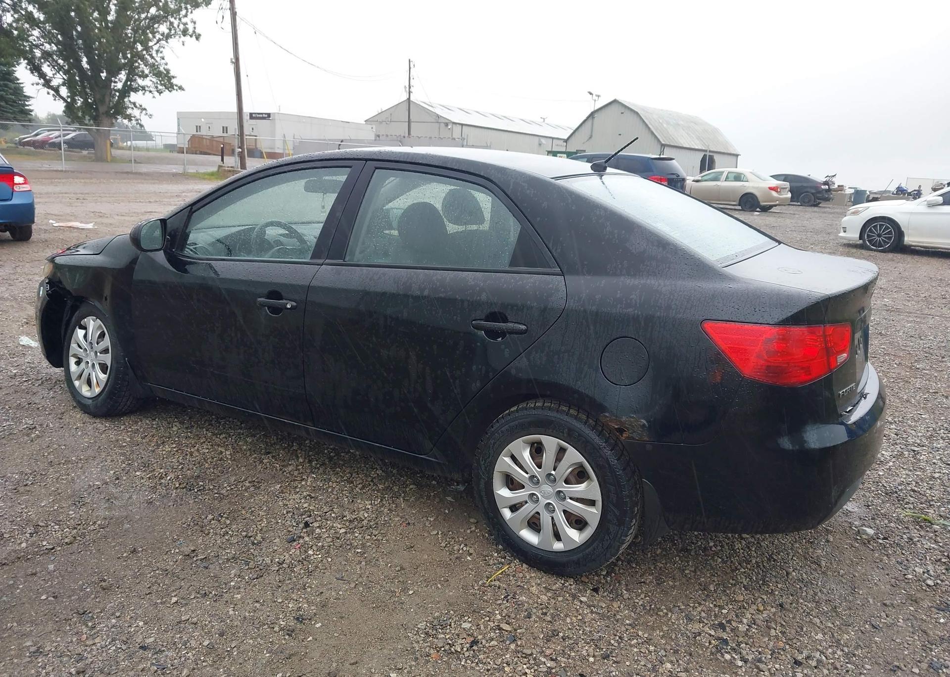 2012 KIA FORTE LX