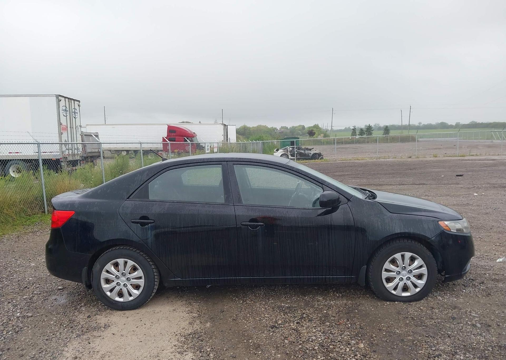 2012 KIA FORTE LX