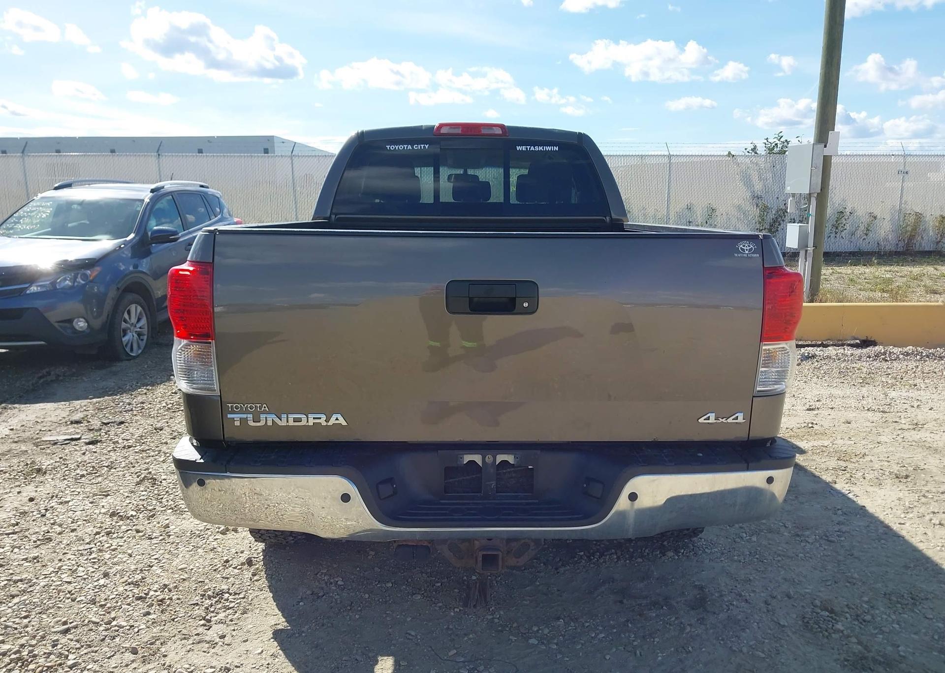 2012 TOYOTA TUNDRA DOUBLE CAB SR5