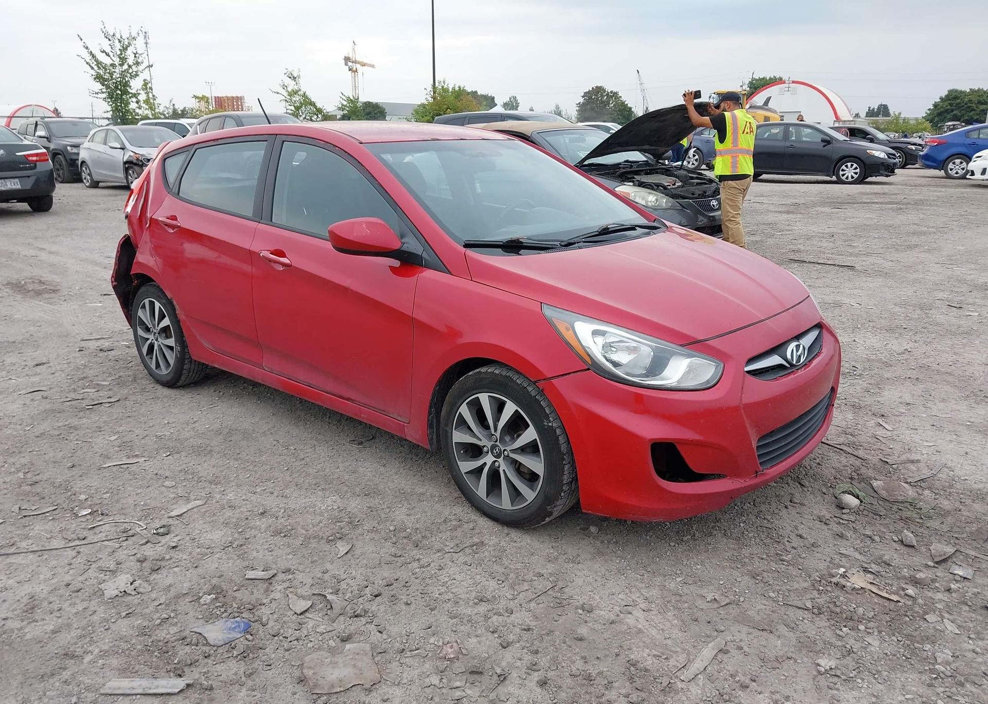 2013 HYUNDAI ACCENT GL