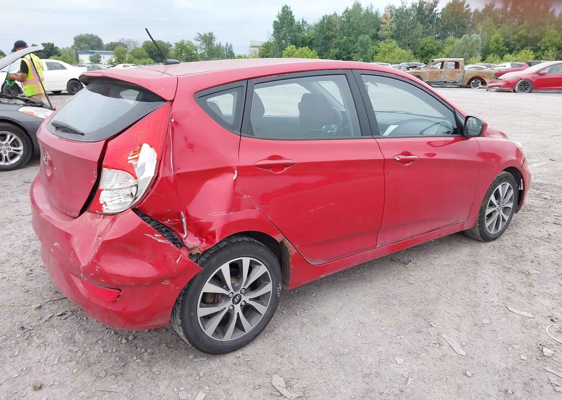2013 HYUNDAI ACCENT GL