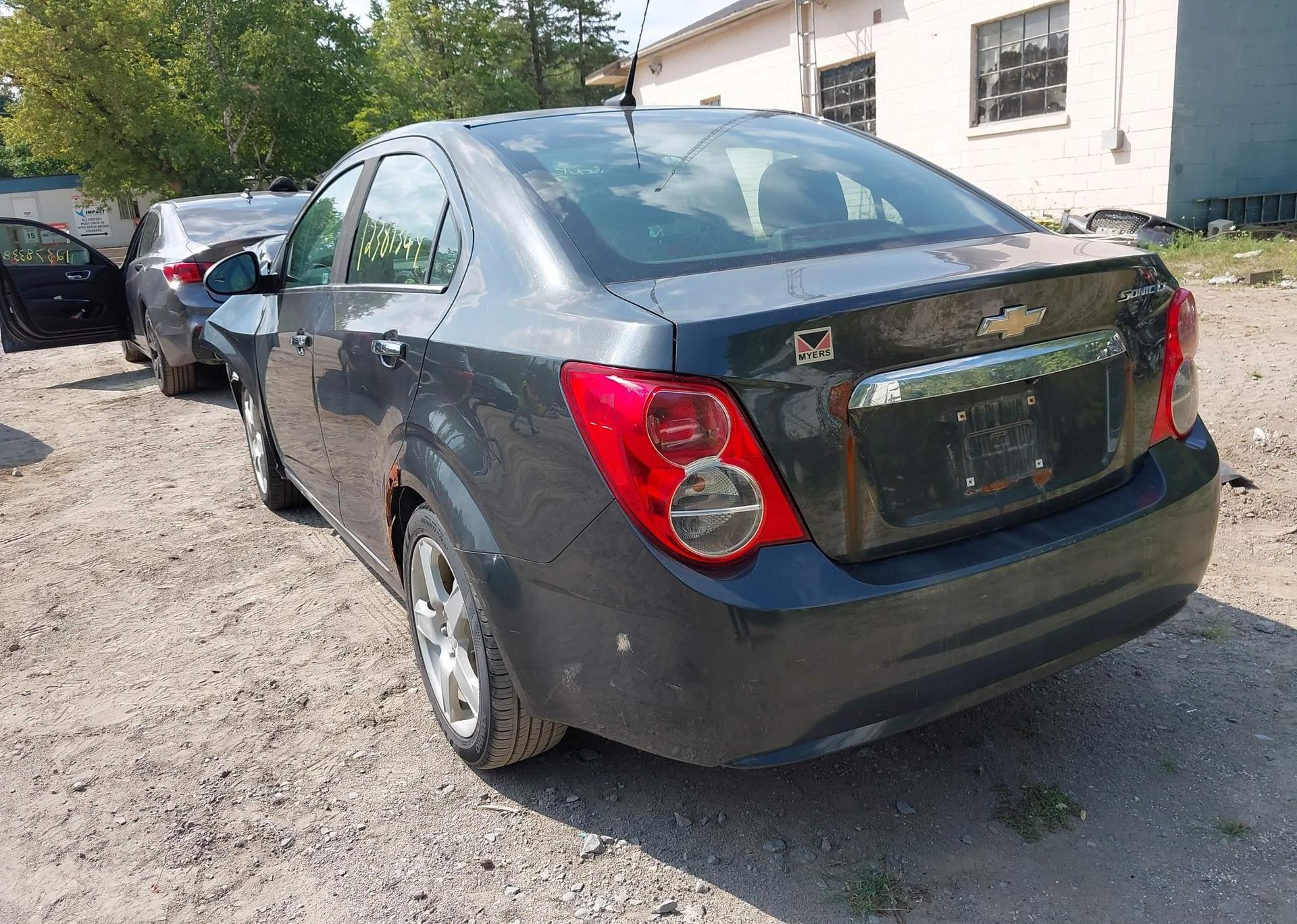 2014 CHEVROLET SONIC LT AUTO
