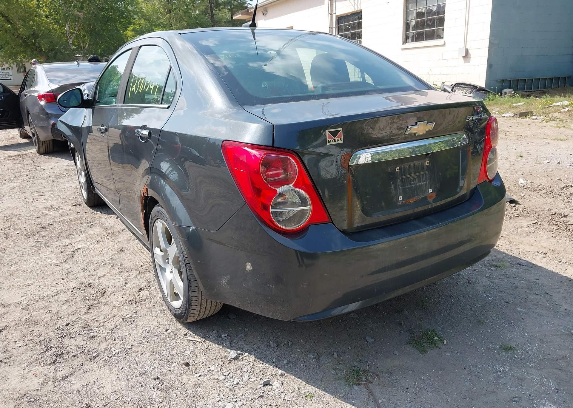 2014 CHEVROLET SONIC LT AUTO