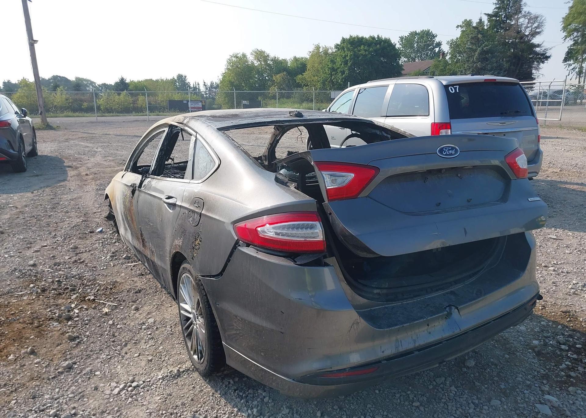 2013 FORD FUSION SE