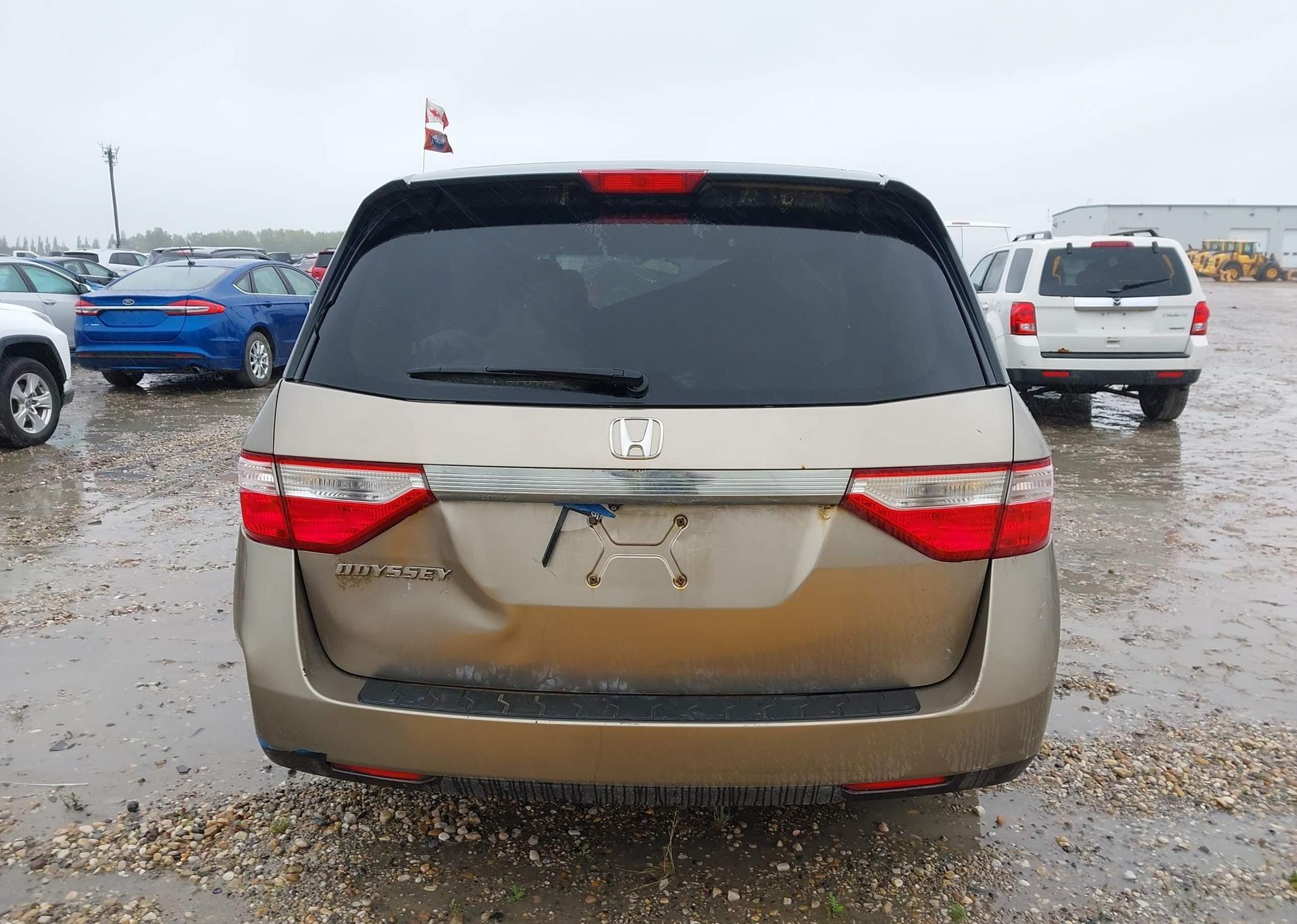 2011 HONDA ODYSSEY EX