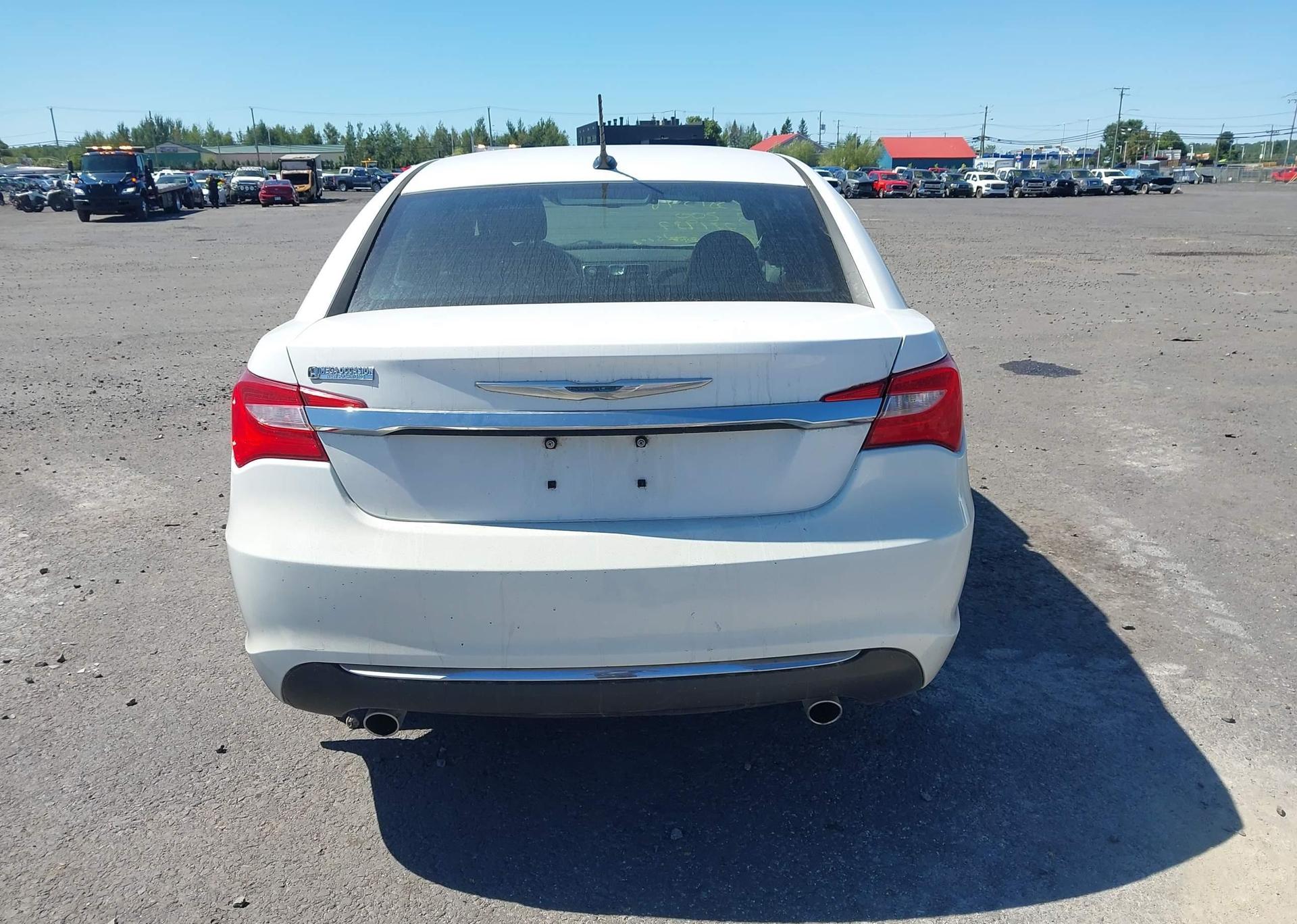 2013 CHRYSLER 200 LIMITED