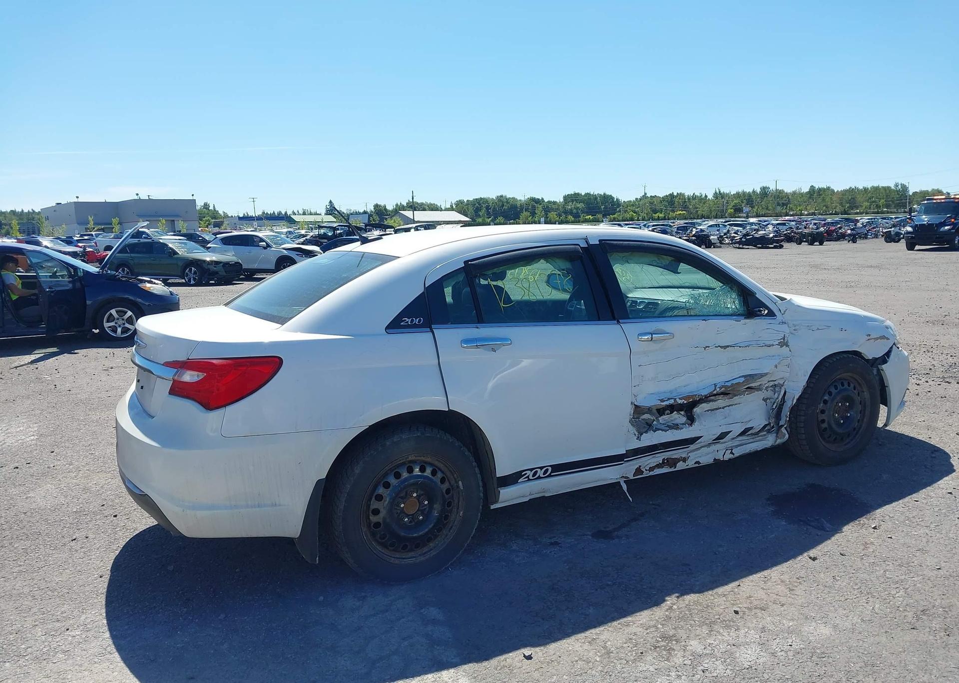 2013 CHRYSLER 200 LIMITED