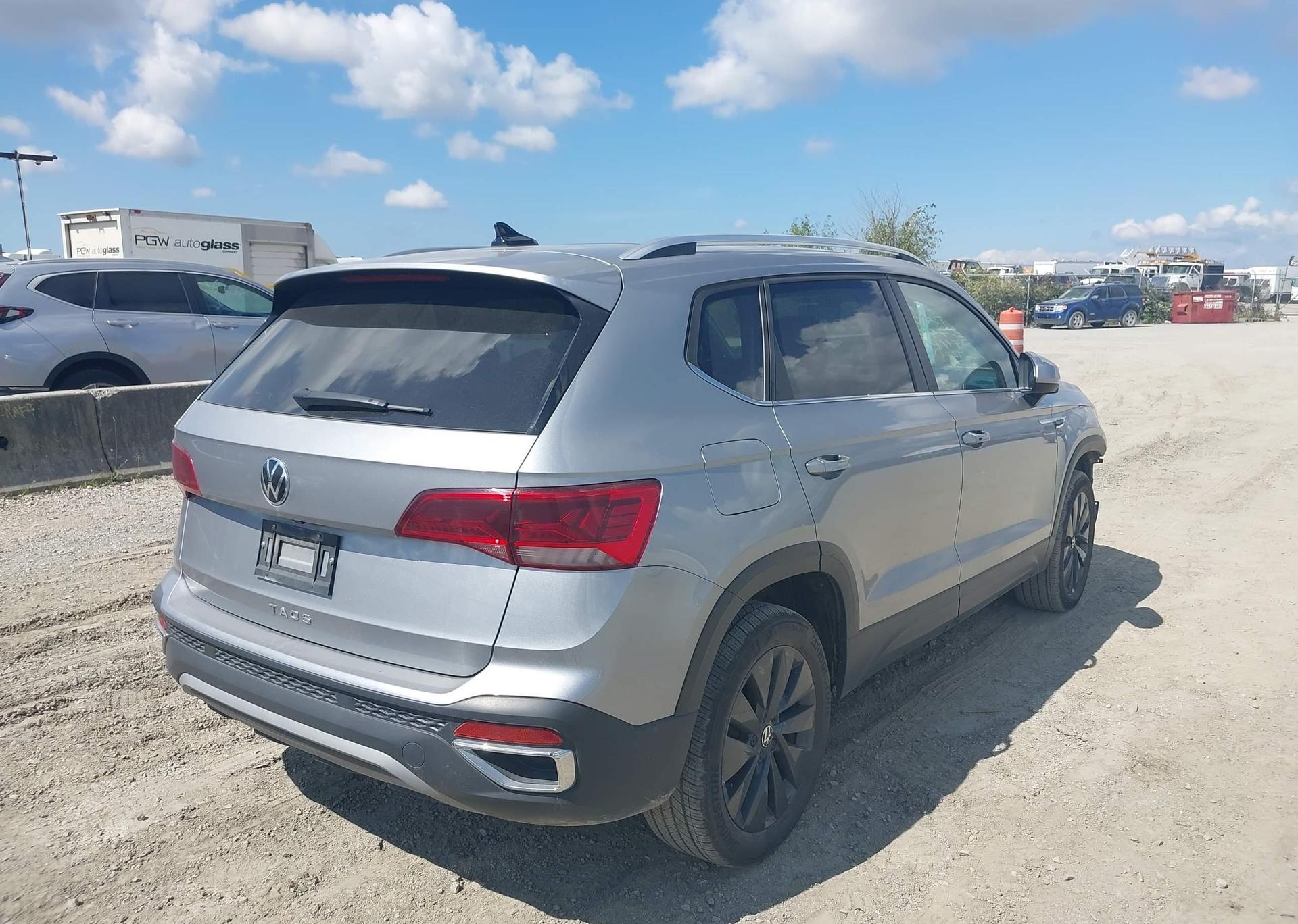 2024 VOLKSWAGEN TAOS SE