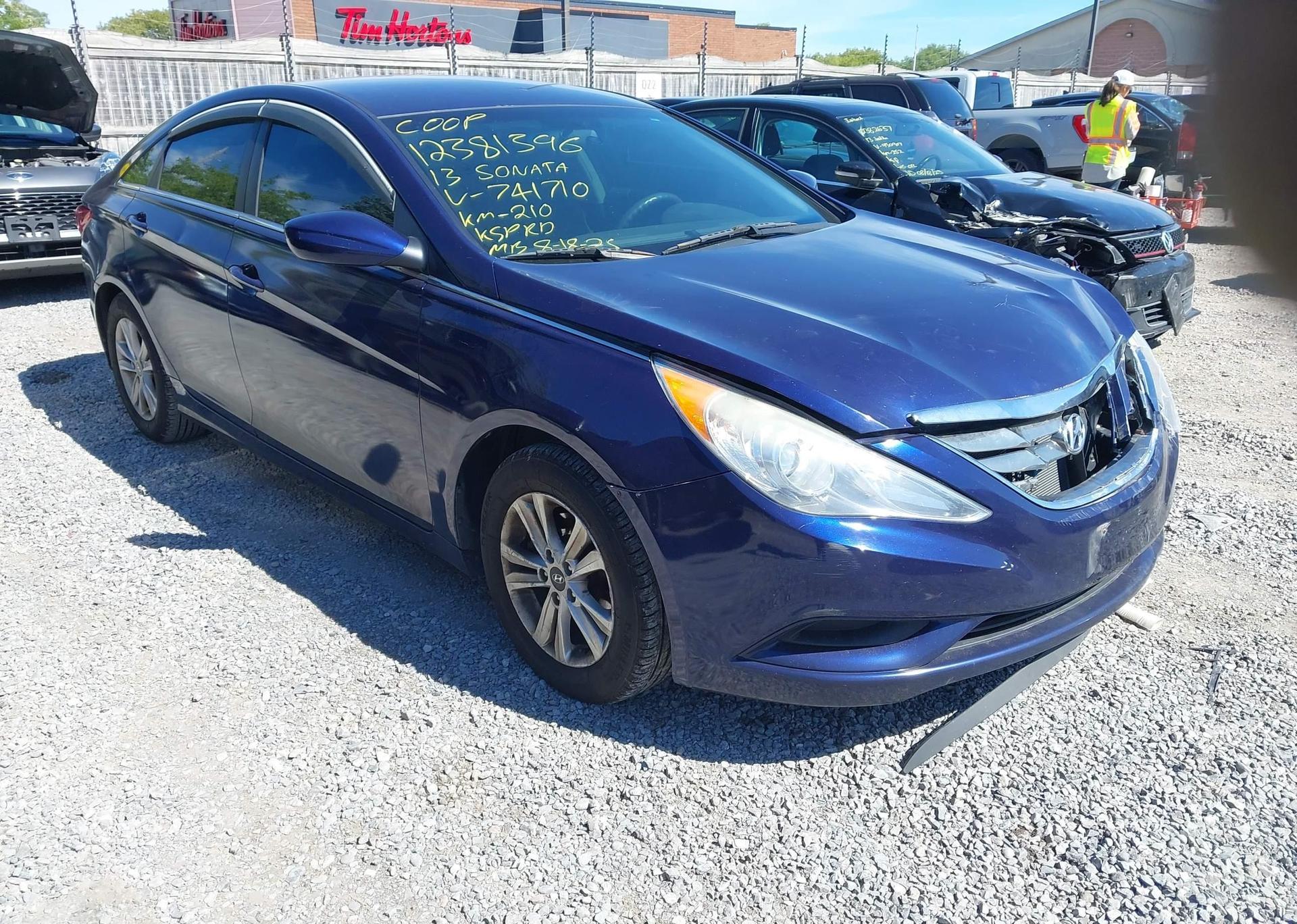2013 HYUNDAI SONATA GLS