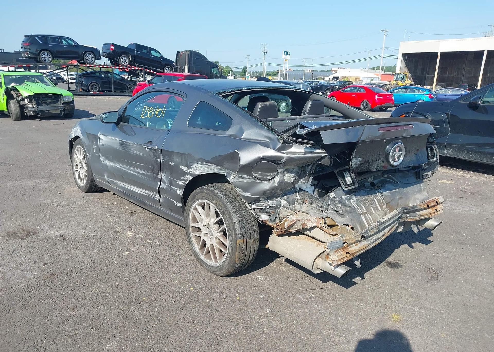 2013 FORD MUSTANG