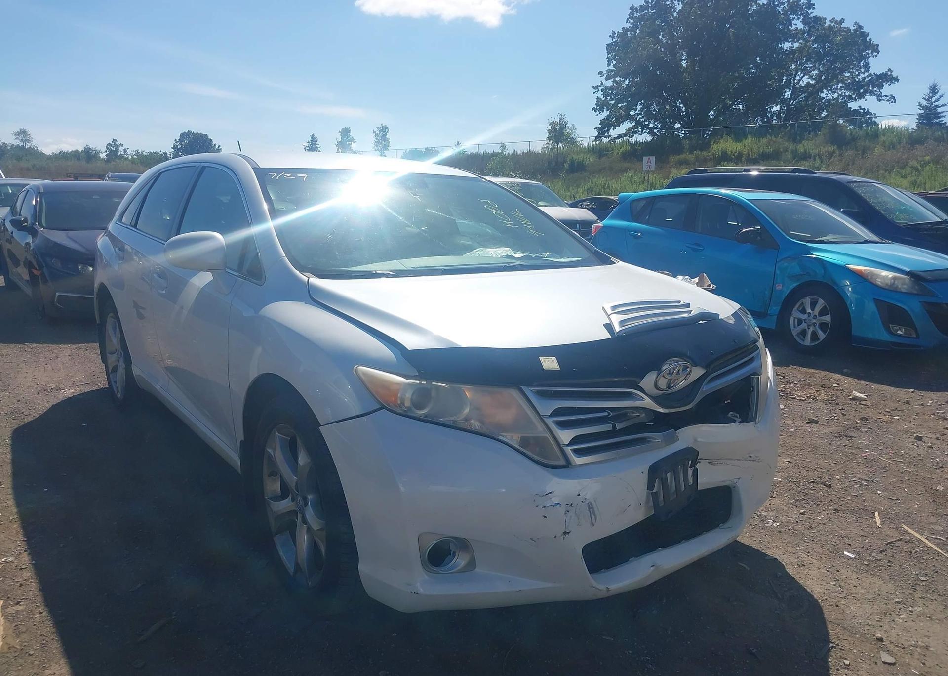 2010 TOYOTA VENZA