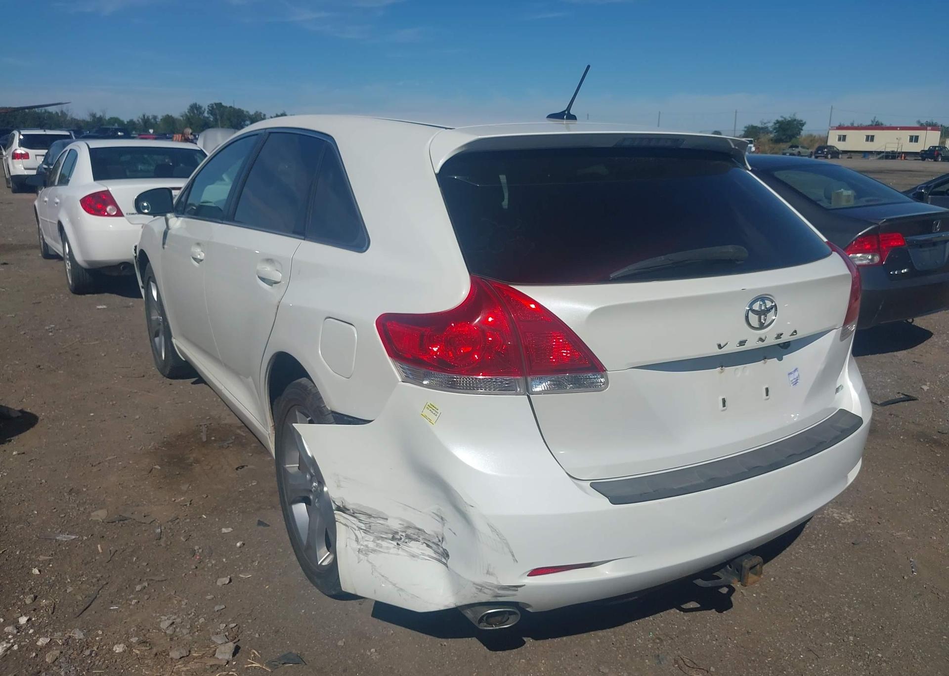2010 TOYOTA VENZA