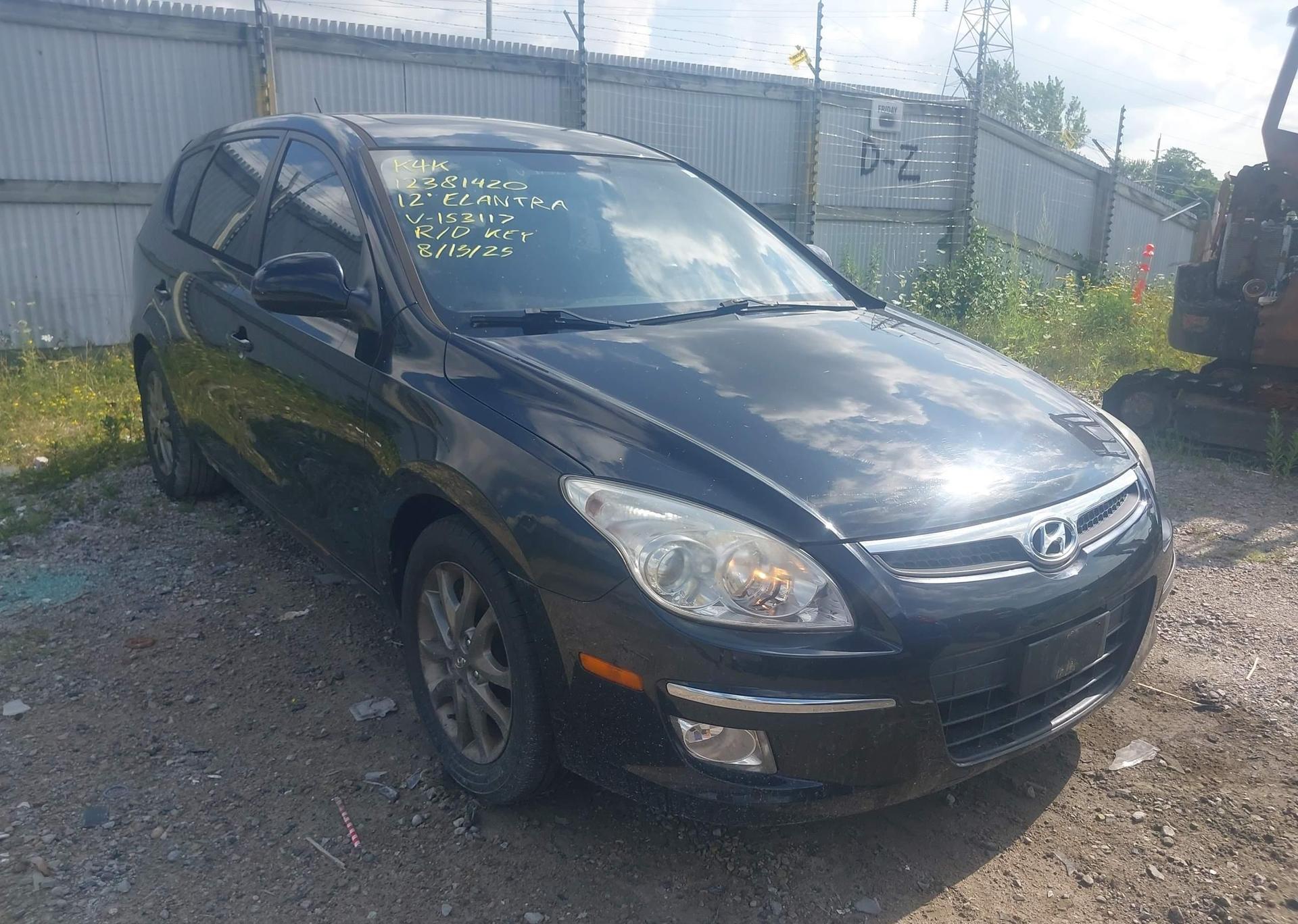2012 HYUNDAI Elantra Touring GLS