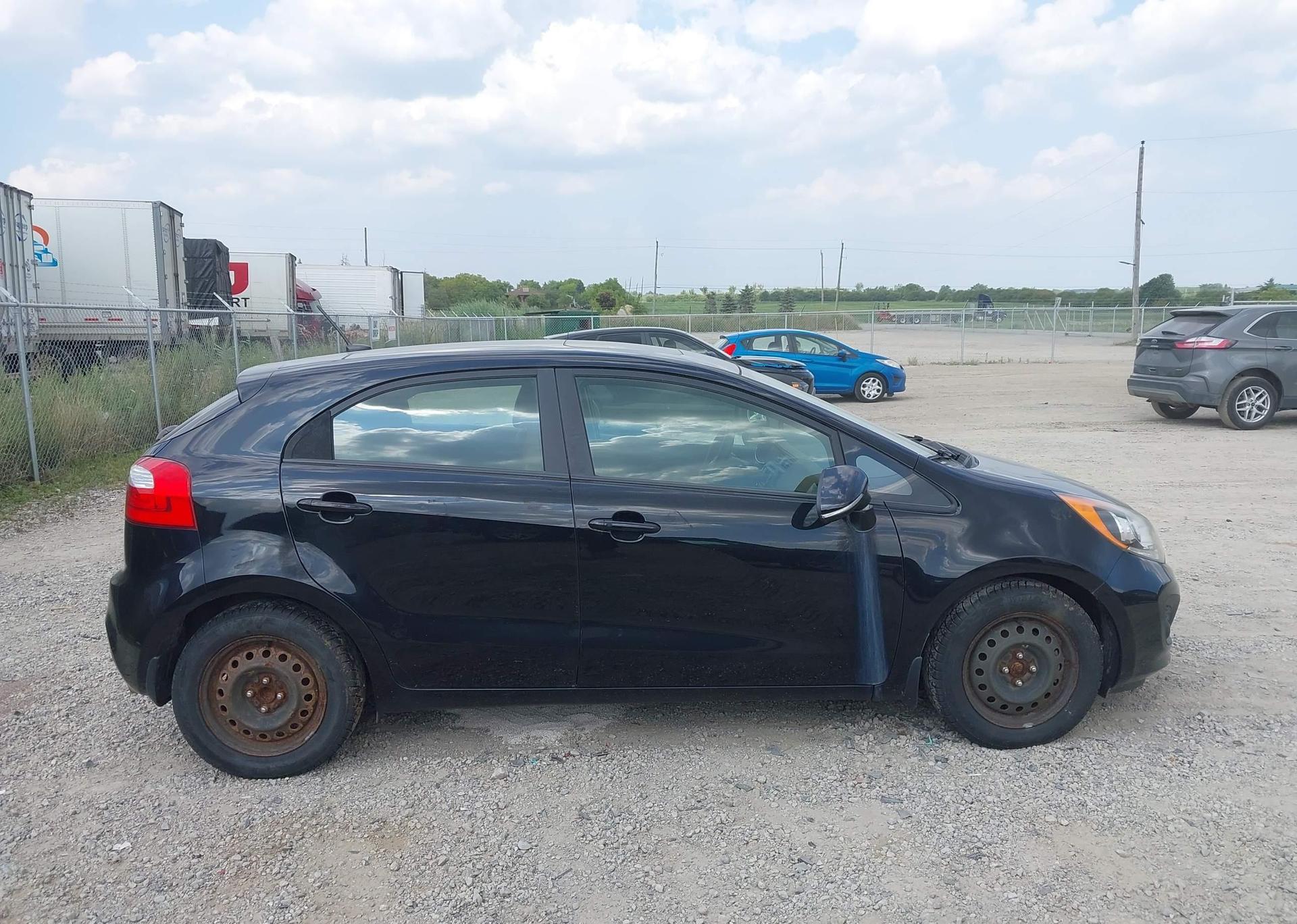 2013 KIA RIO EX