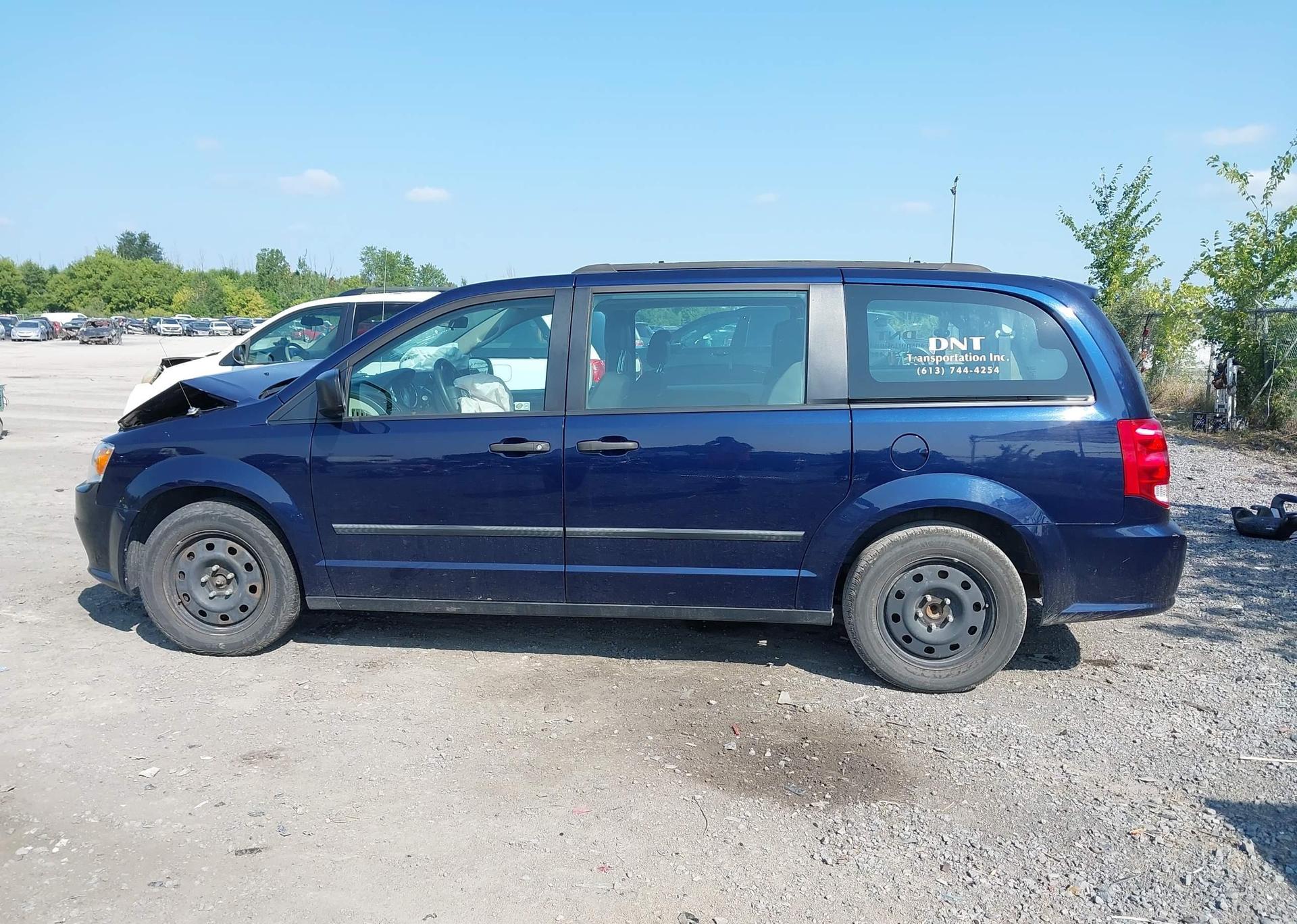 2017 DODGE GRAND CARAVAN SE