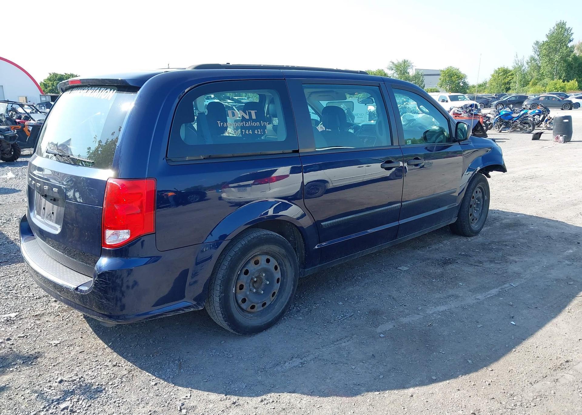 2017 DODGE GRAND CARAVAN SE