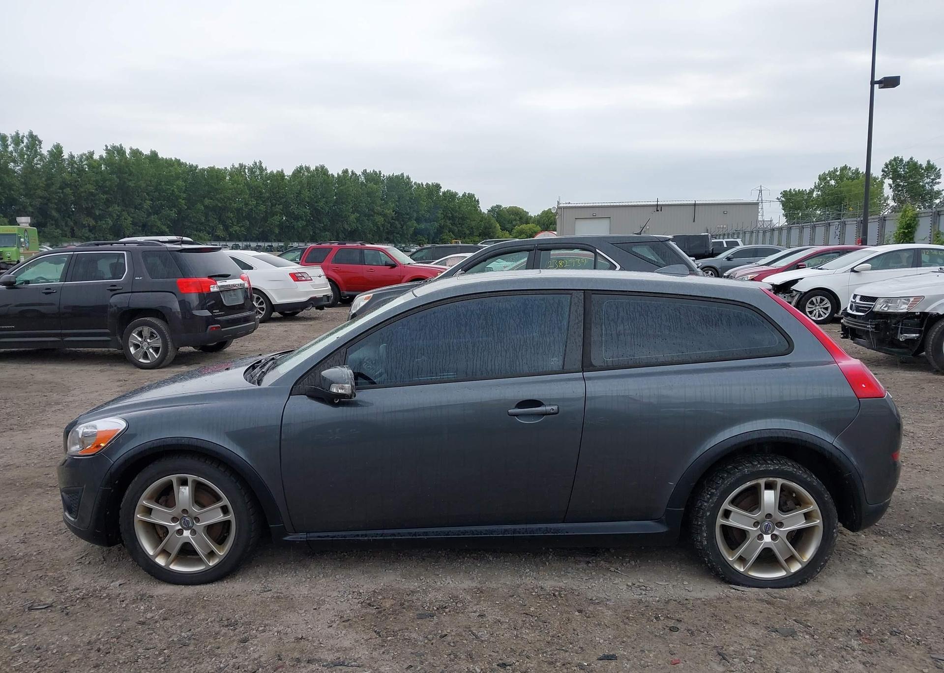 2011 VOLVO C30 T5