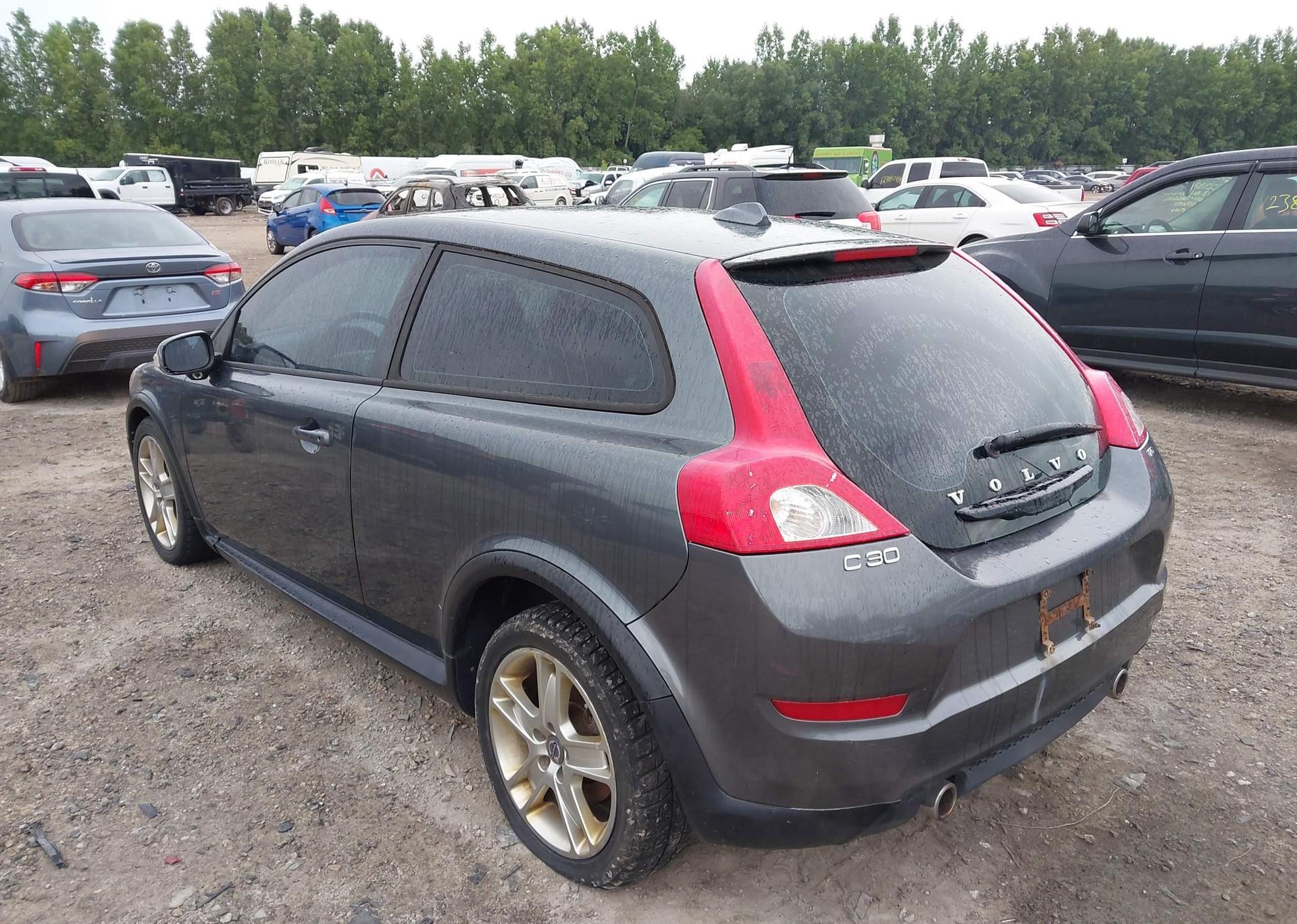 2011 VOLVO C30 T5