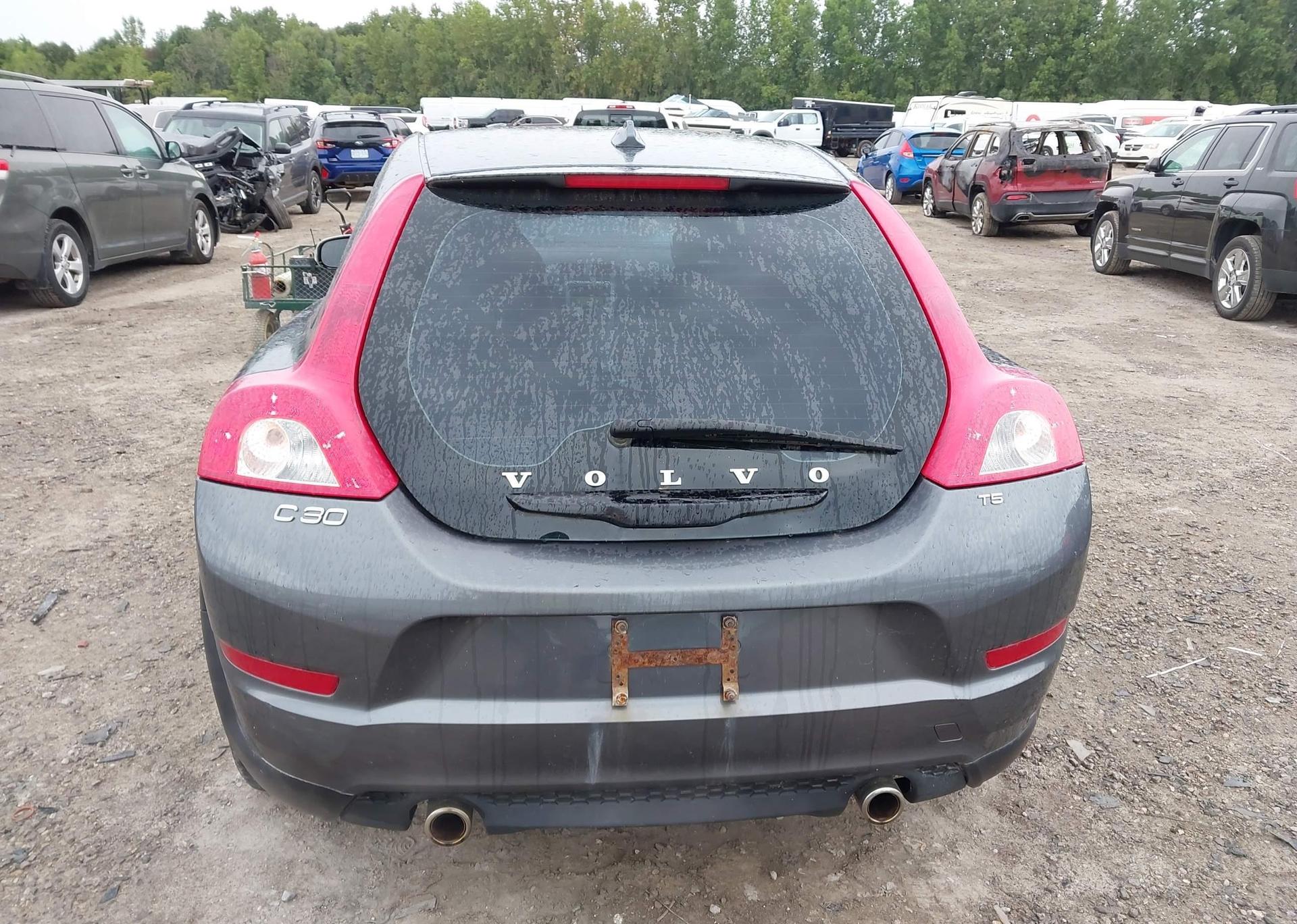 2011 VOLVO C30 T5