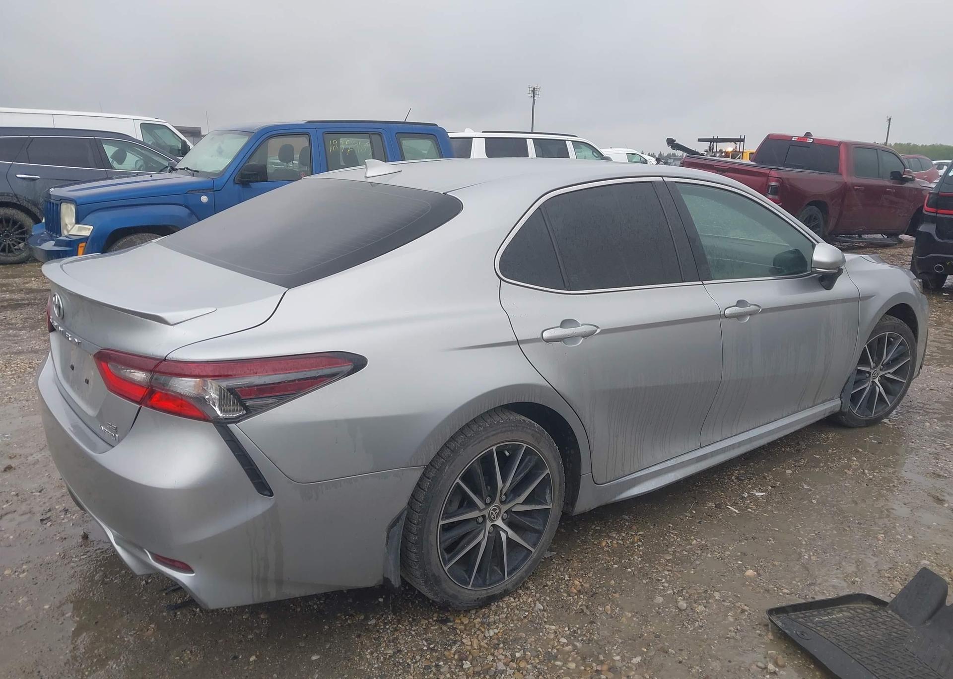2023 TOYOTA CAMRY