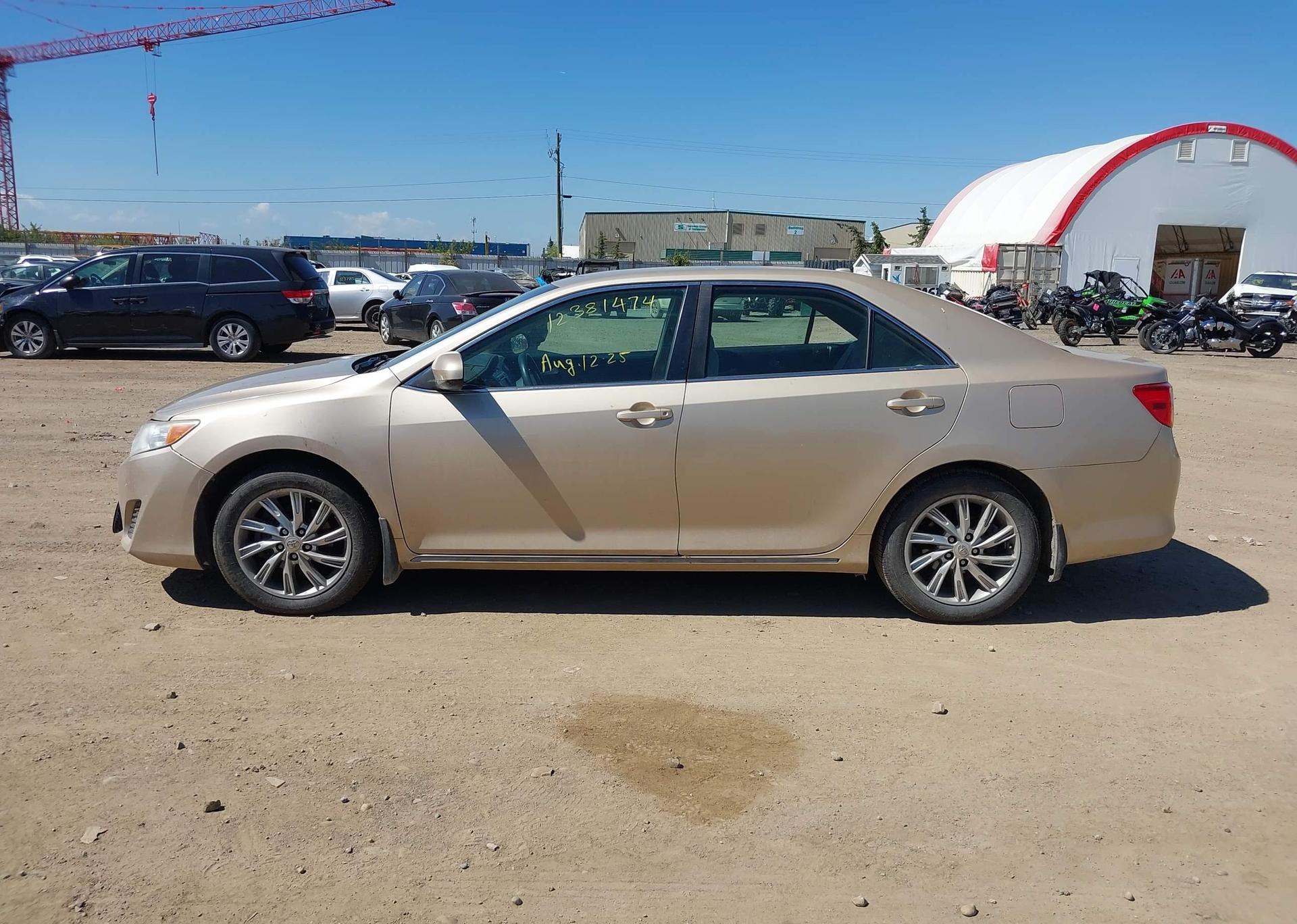 2012 TOYOTA CAMRY LE