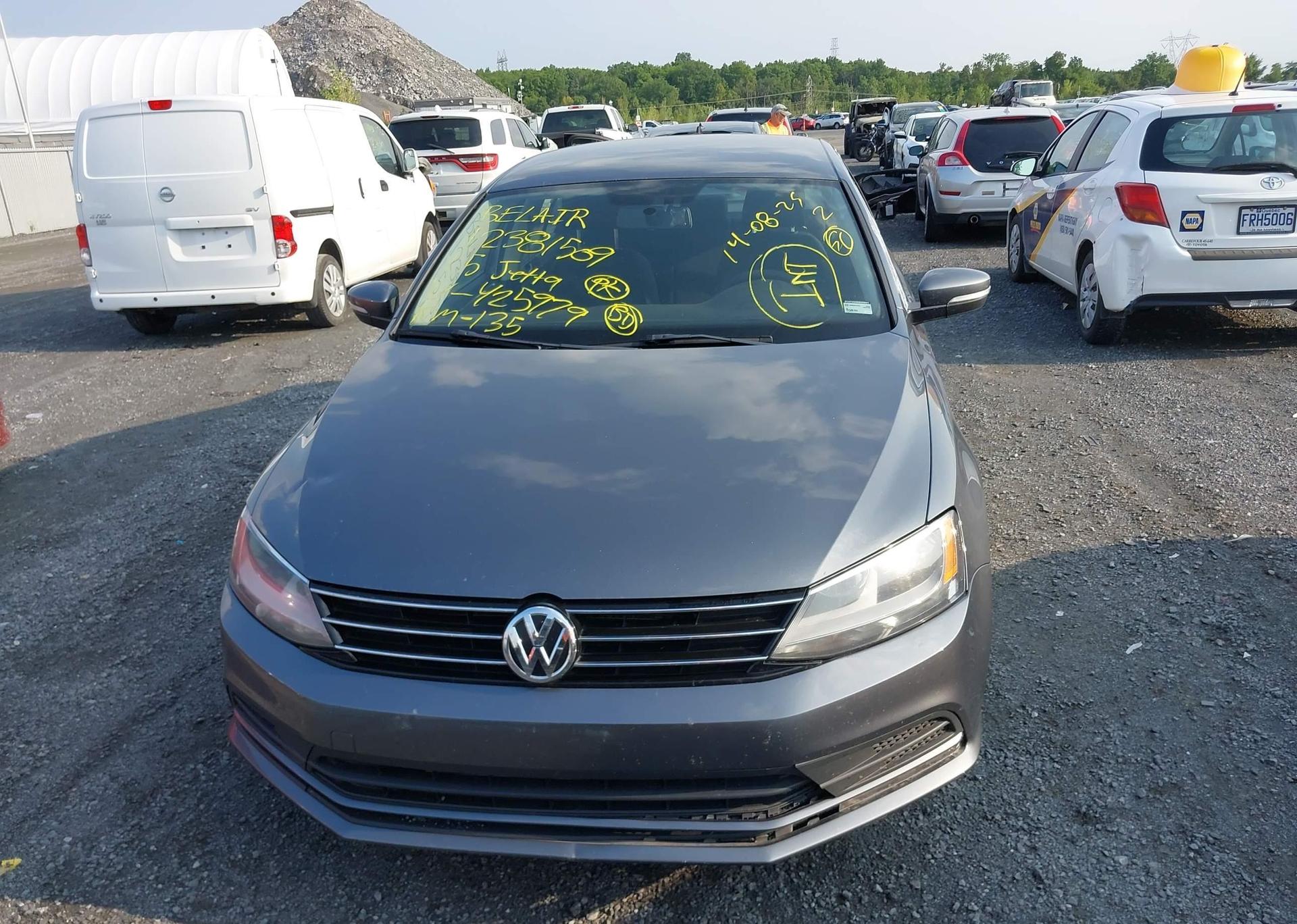 2015 VOLKSWAGEN JETTA 2.0L TRENDLINE