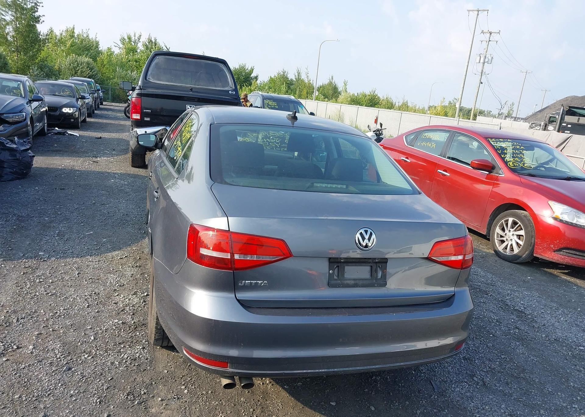 2015 VOLKSWAGEN JETTA 2.0L TRENDLINE