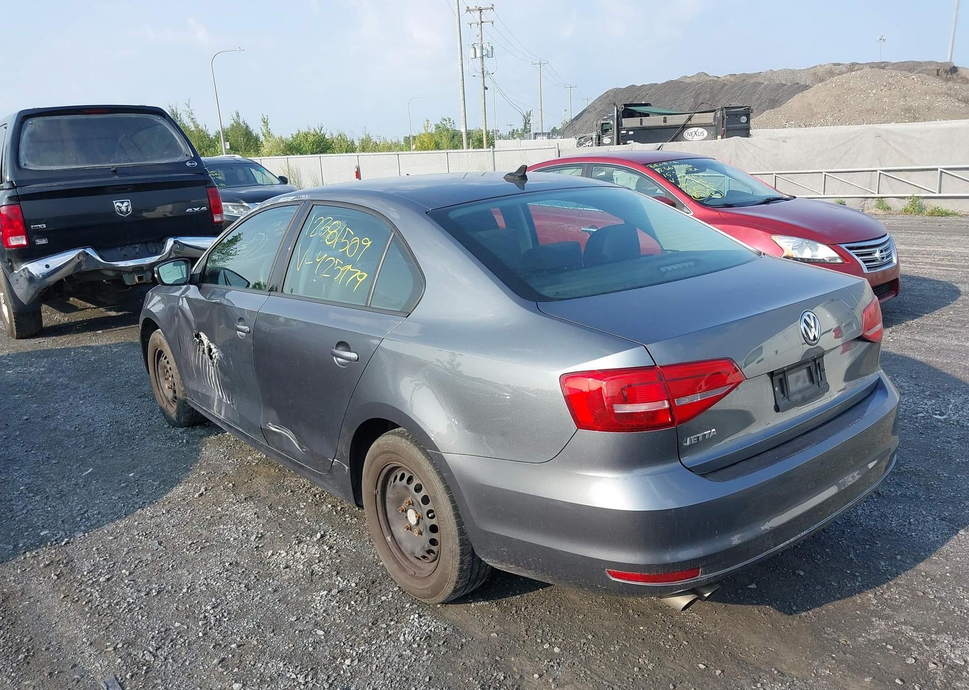 2015 VOLKSWAGEN JETTA 2.0L TRENDLINE