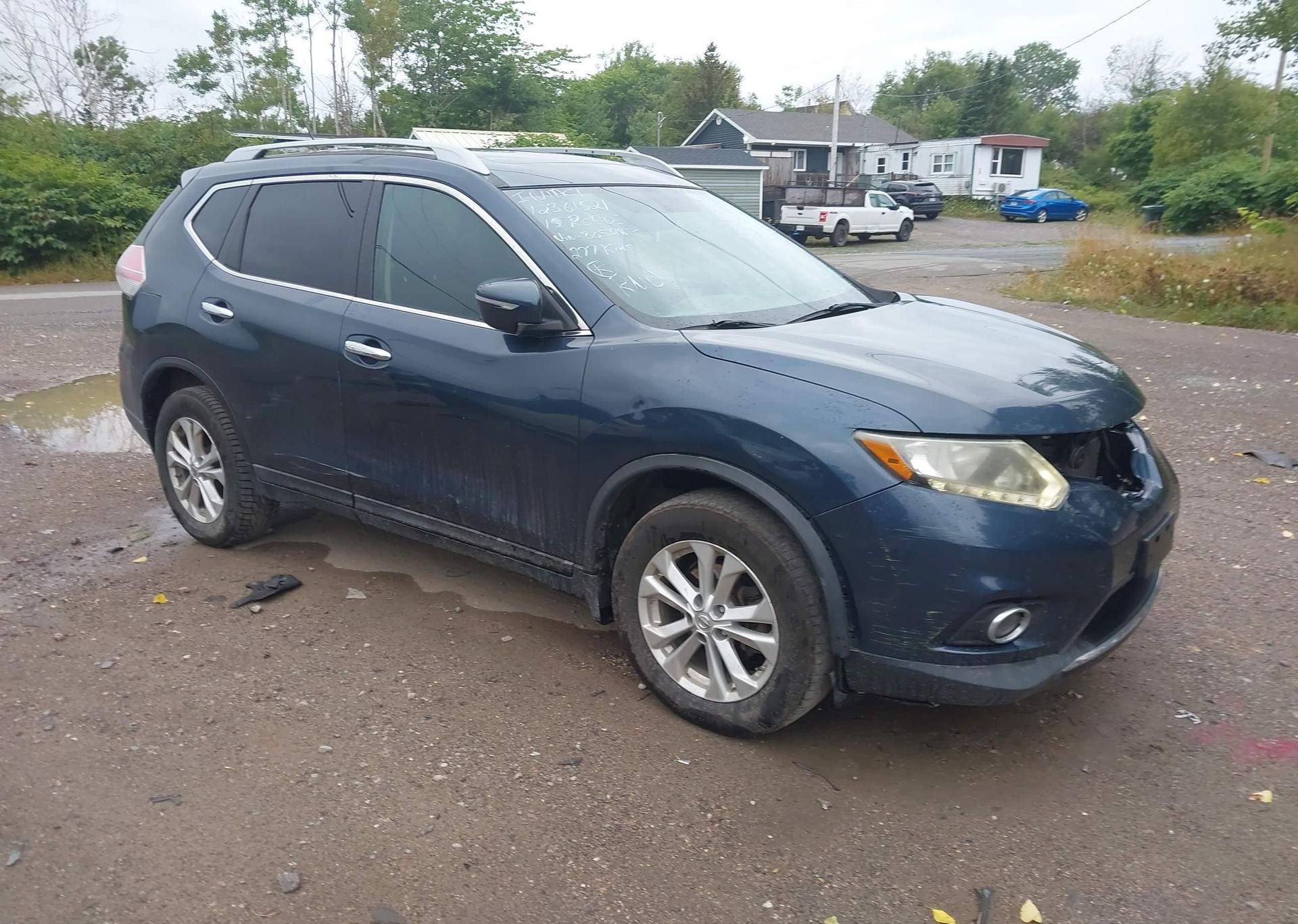 2015 NISSAN ROGUE S