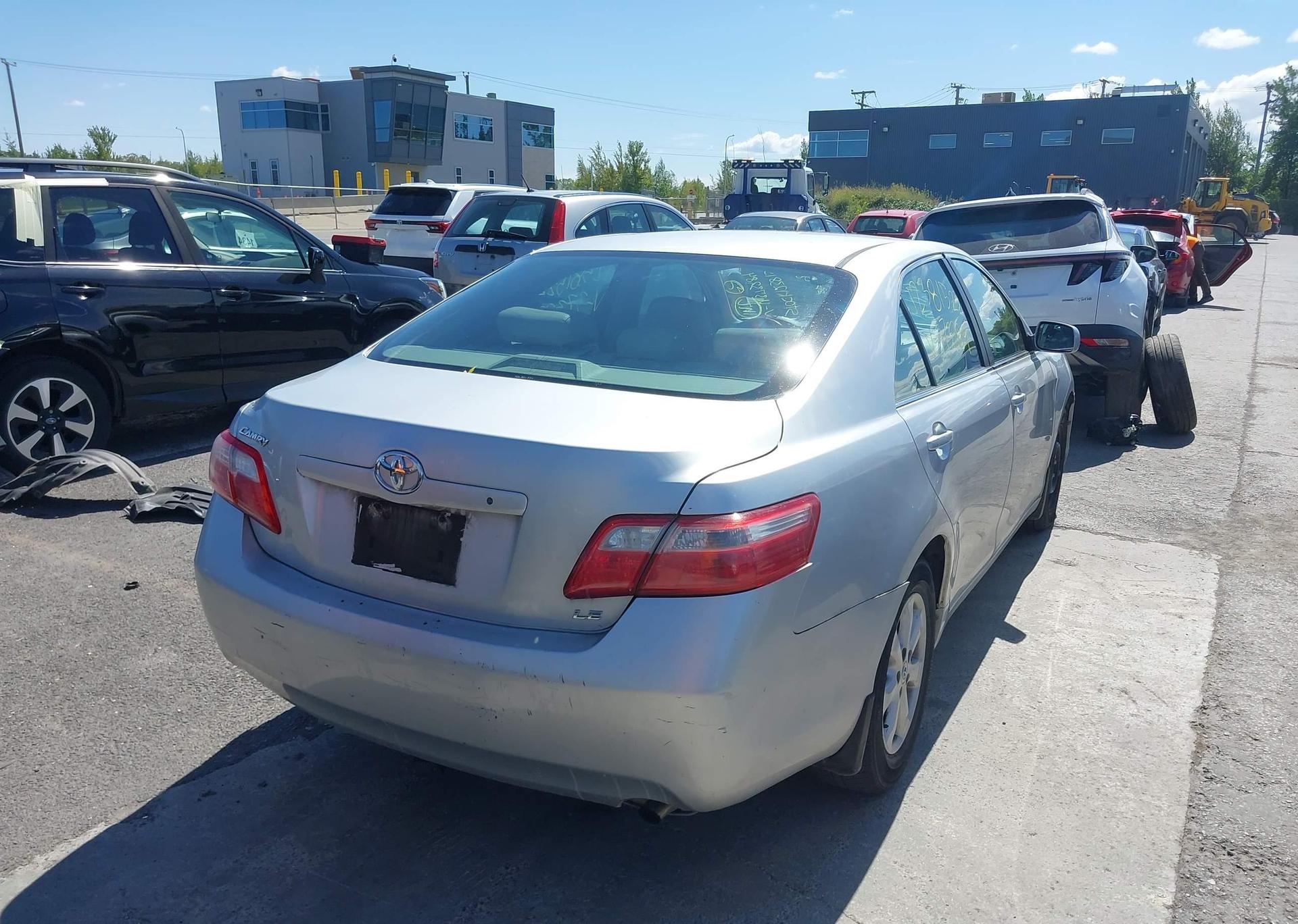 2009 TOYOTA CAMRY SE